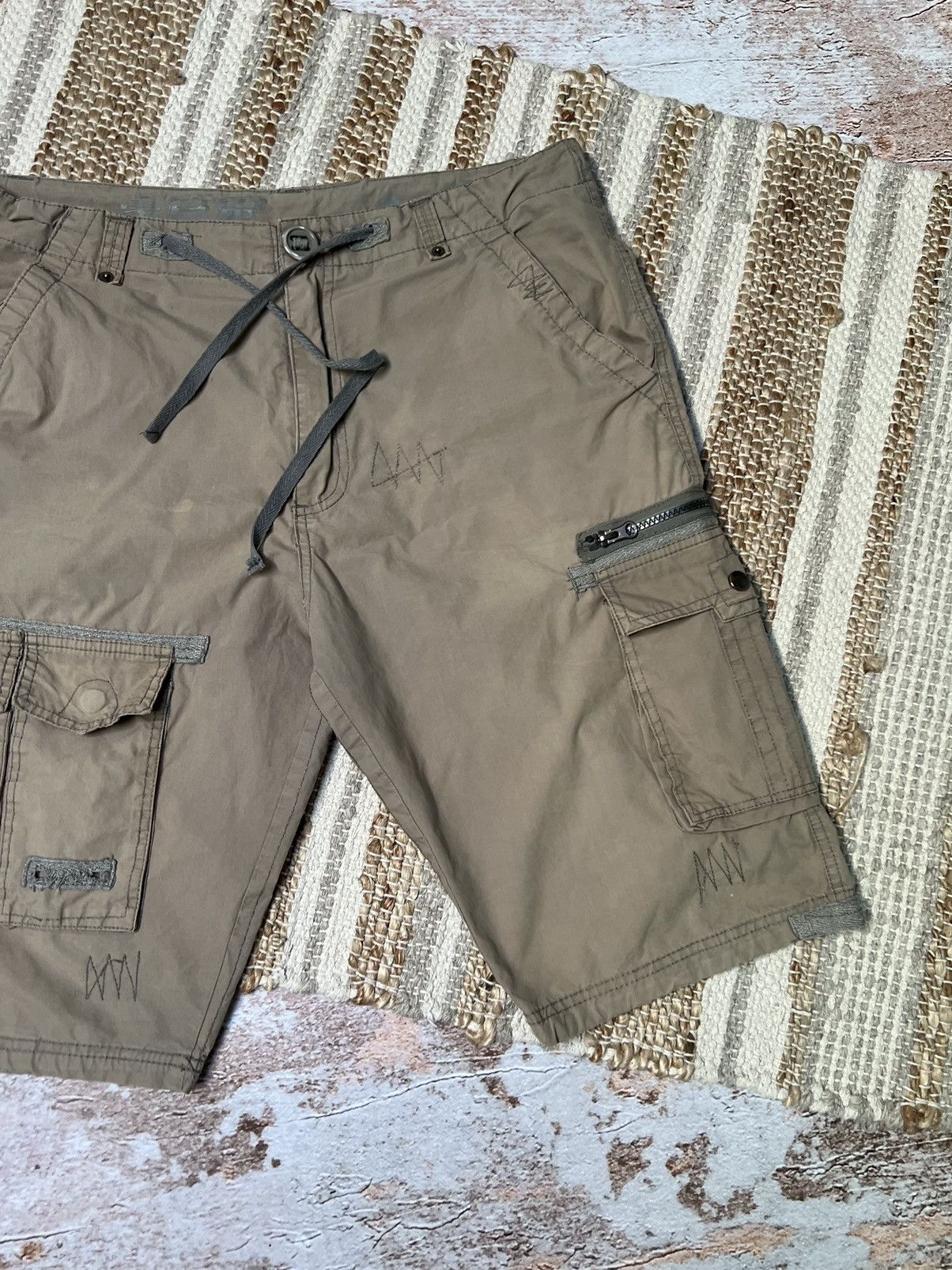 Japanese Brand × Vintage Vintage Japanese cargo patchwork shorts Size US 33 - 3 Thumbnail