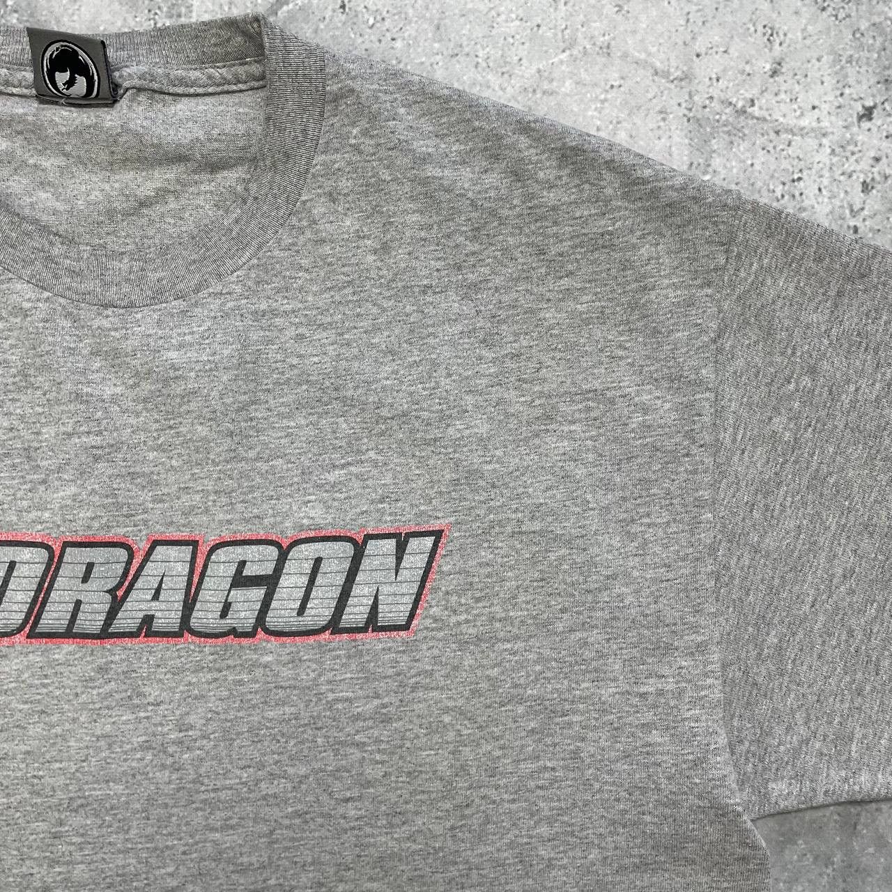 Vintage Vintage 2000s Dragon Skateboard T Shirt Gray Size L/XL Size US L / EU 52-54 / 3 - 11 Thumbnail