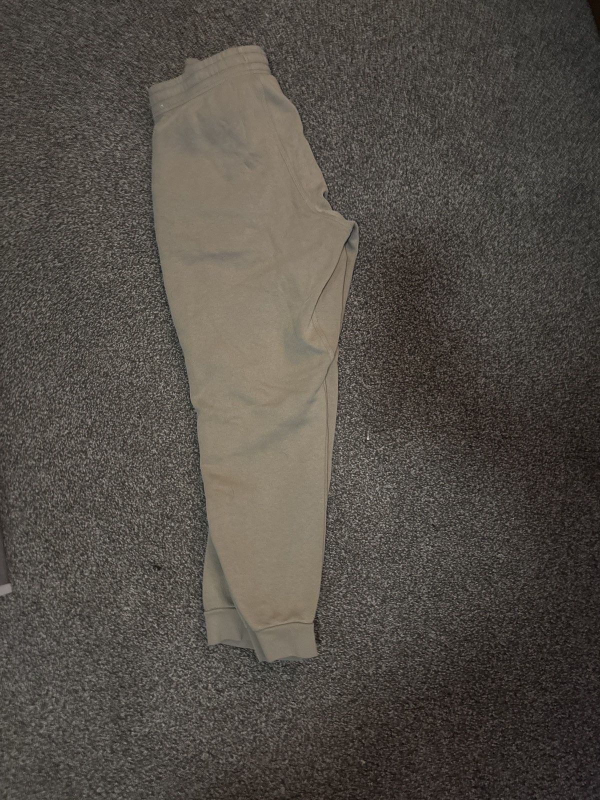 Nike Desert Nike sweatpants Size US 38 / EU 54 - 2 Thumbnail