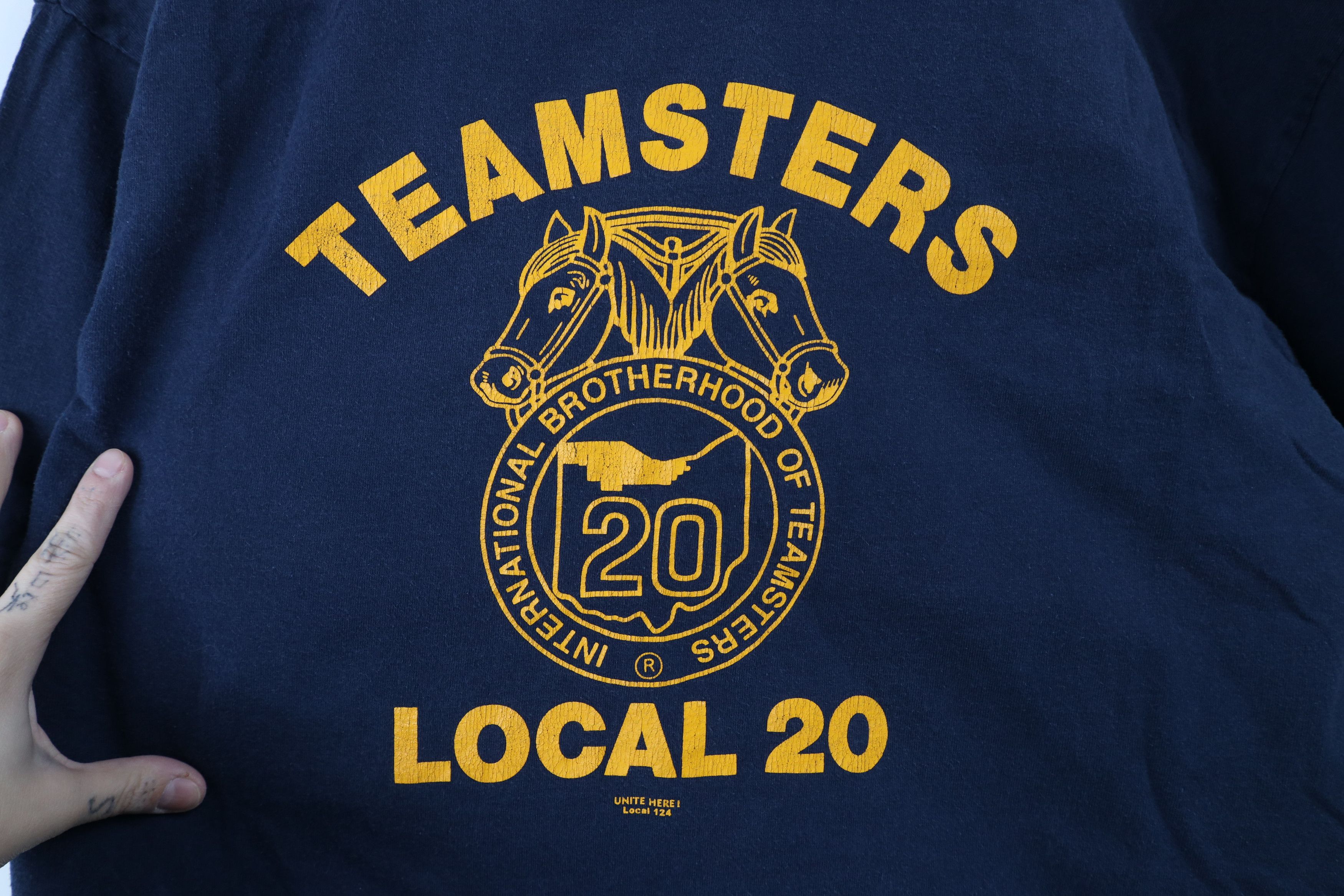 Vintage Vintage 90s Teamsters Union Local 20 Short Sleeve T-Shirt Size US L / EU 52-54 / 3 - 4 Thumbnail