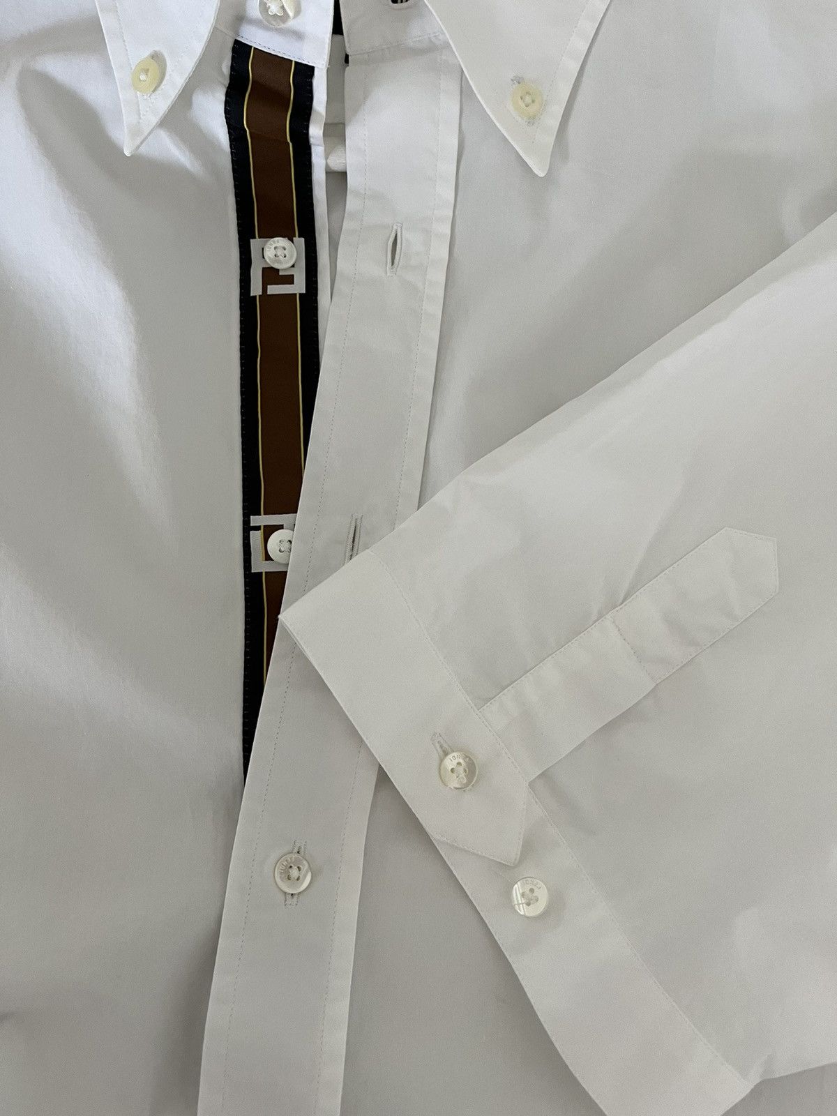 Fendi FENDI white boxy short sleeve shirt Size US L / EU 52-54 / 3 - 3 Thumbnail