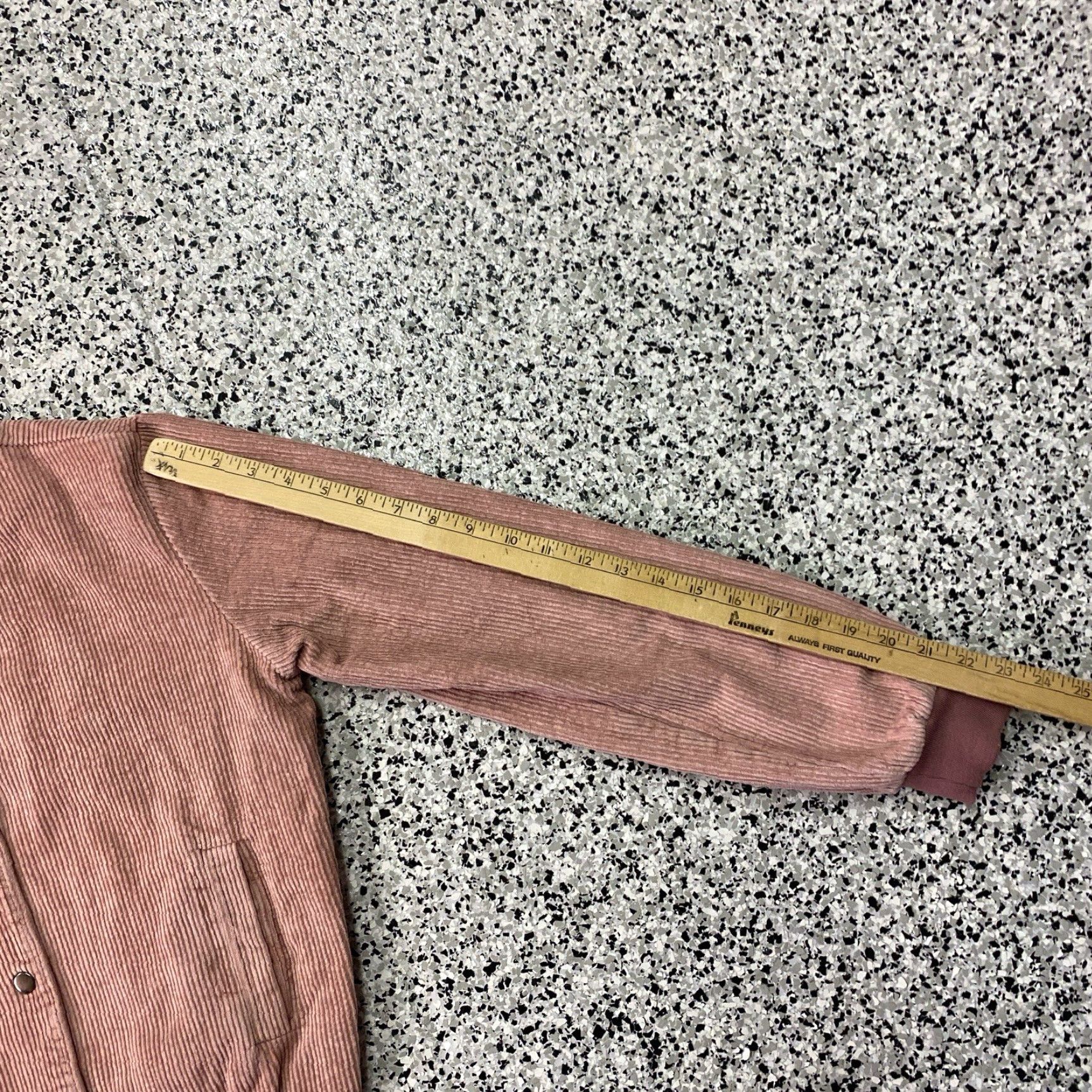 Brandy Melville Brandy Melville Dennis Corduroy Bomber Jacket Pink Mauve Snap Close One Size Womens 90s Retro College Design Casual Jacket Size M / US 6-8 / IT 42-44 - 4 Thumbnail