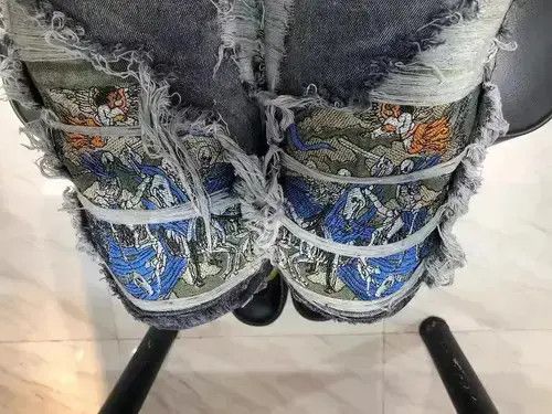 Other Heavy Industrial Embroidered Loose Ripped Jeans Size US 35 - 4 Thumbnail