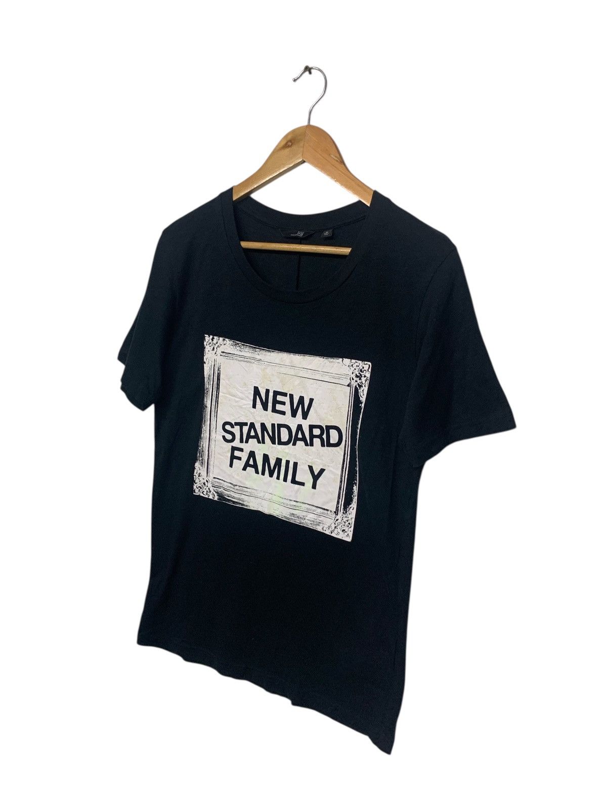 Undercover × Uniqlo Uniqlo X Undercover "New Standard Family" T Shirt Size US M / EU 48-50 / 2 - 2 Thumbnail