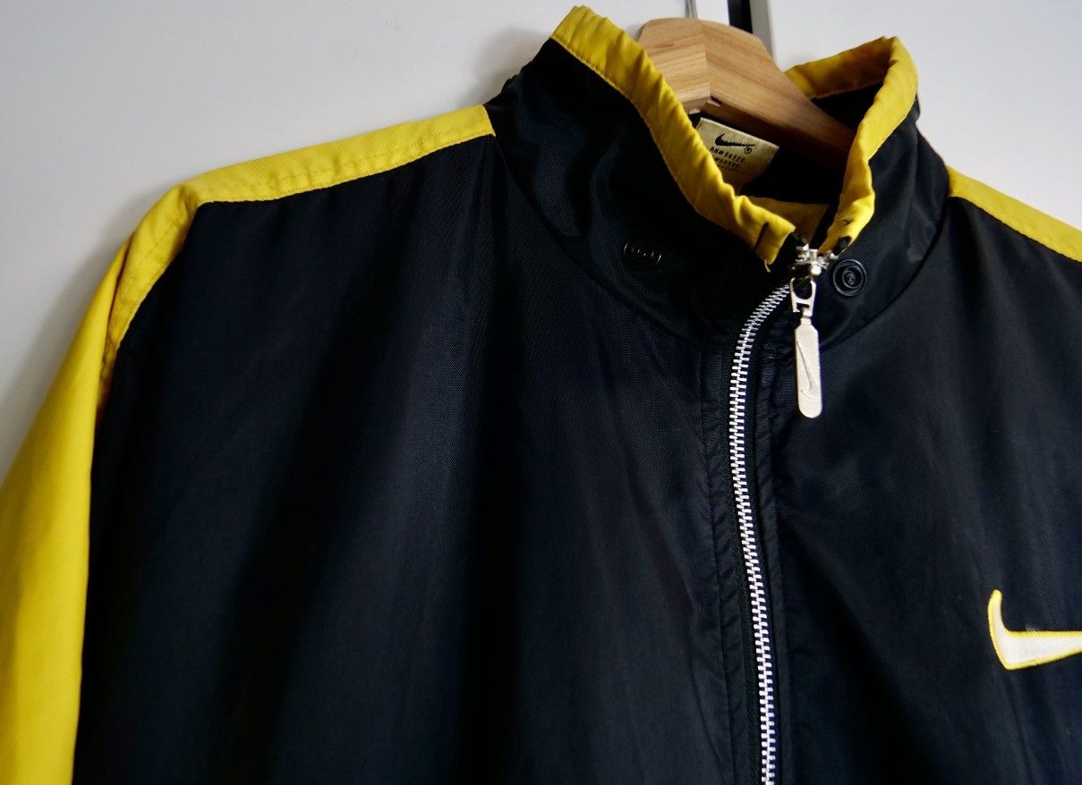 Vintage 🖤💛 Vintage 90s Nike Logo Embroidery Windbreaker Jacket Size US L / EU 52-54 / 3 - 4 Thumbnail