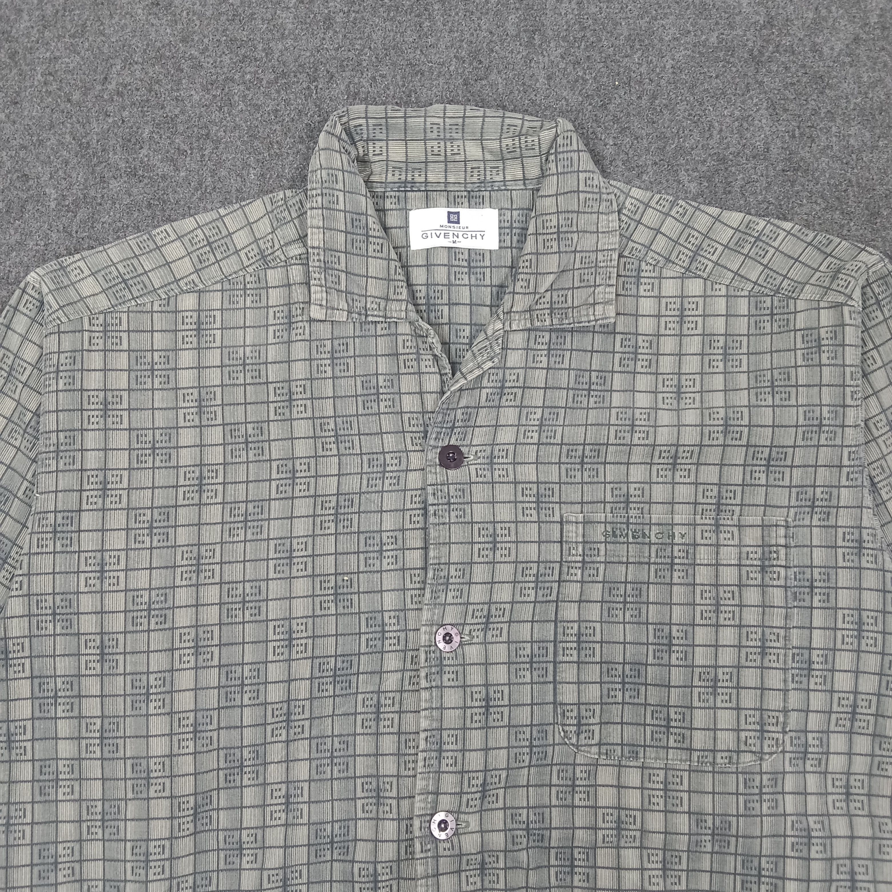 Givenchy 1 set GIVENCHY Italian Fashion Brand Sleep Pyjamas Shirt Size US L / EU 52-54 / 3 - 12 Thumbnail