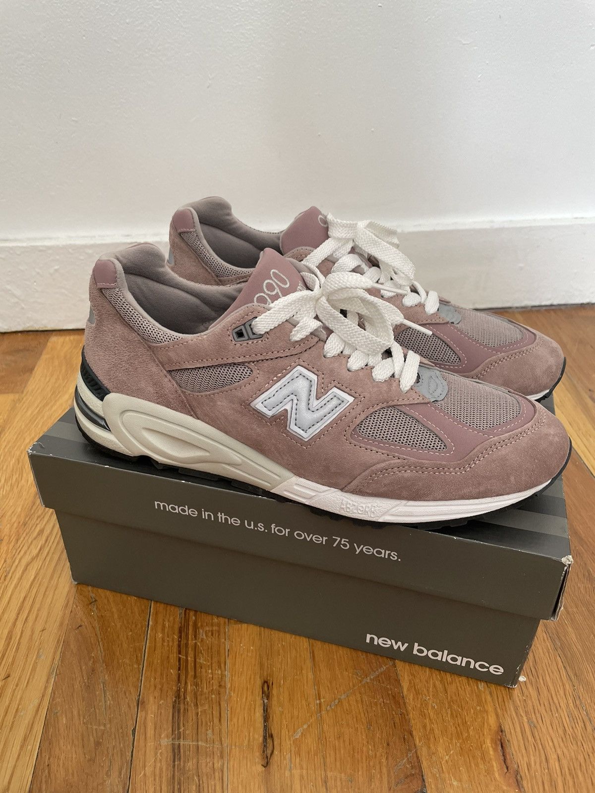 new balance 990v2 kithstrike rose