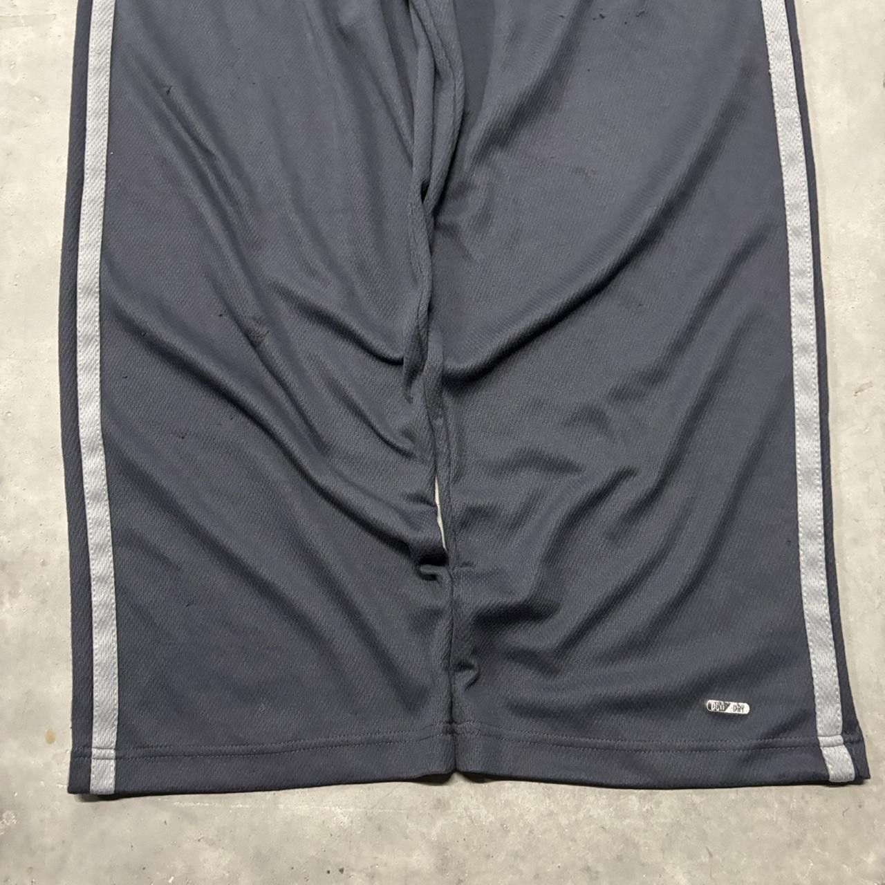 Japanese Brand × Vintage Crazy Vintage Y2K/2000s Grey Striped Skater Streetwear Track Pants! Size US 30 / EU 46 - 4 Thumbnail