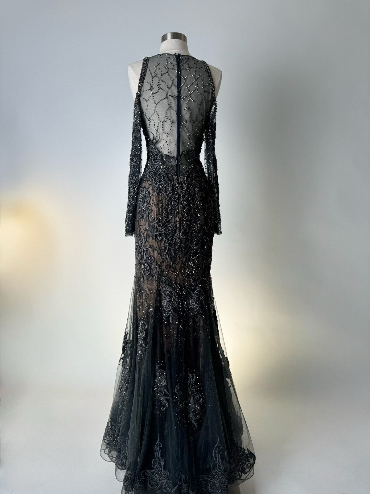 Other Brand New US 8 Jovani Maxi Evening Gown in Gray Color Size M / US 6-8 / IT 42-44 - 5 Thumbnail