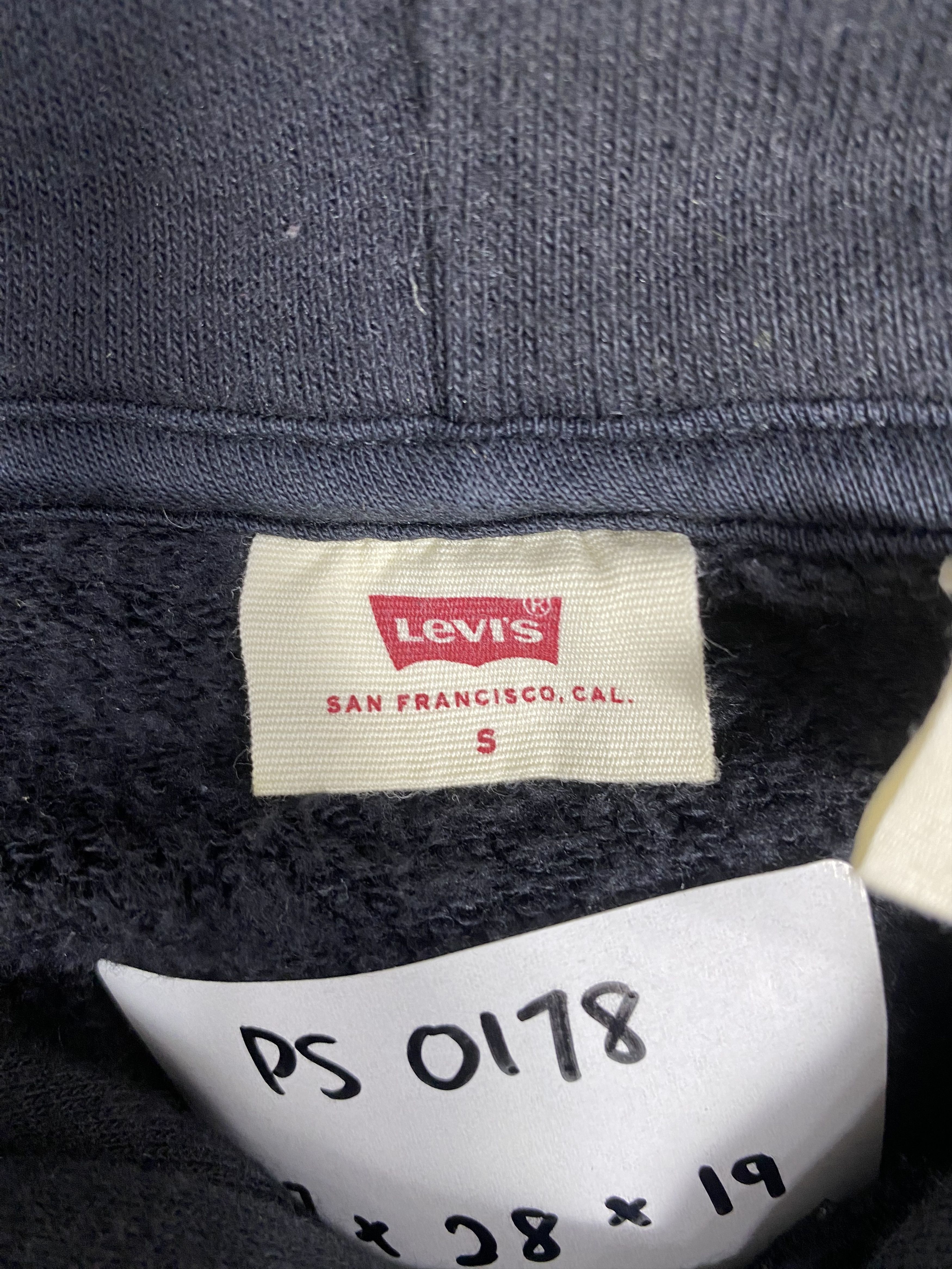 Levi's Vintage Levi's Hoodie Sweatshirts PS0178 Size US L / EU 52-54 / 3 - 15 Thumbnail