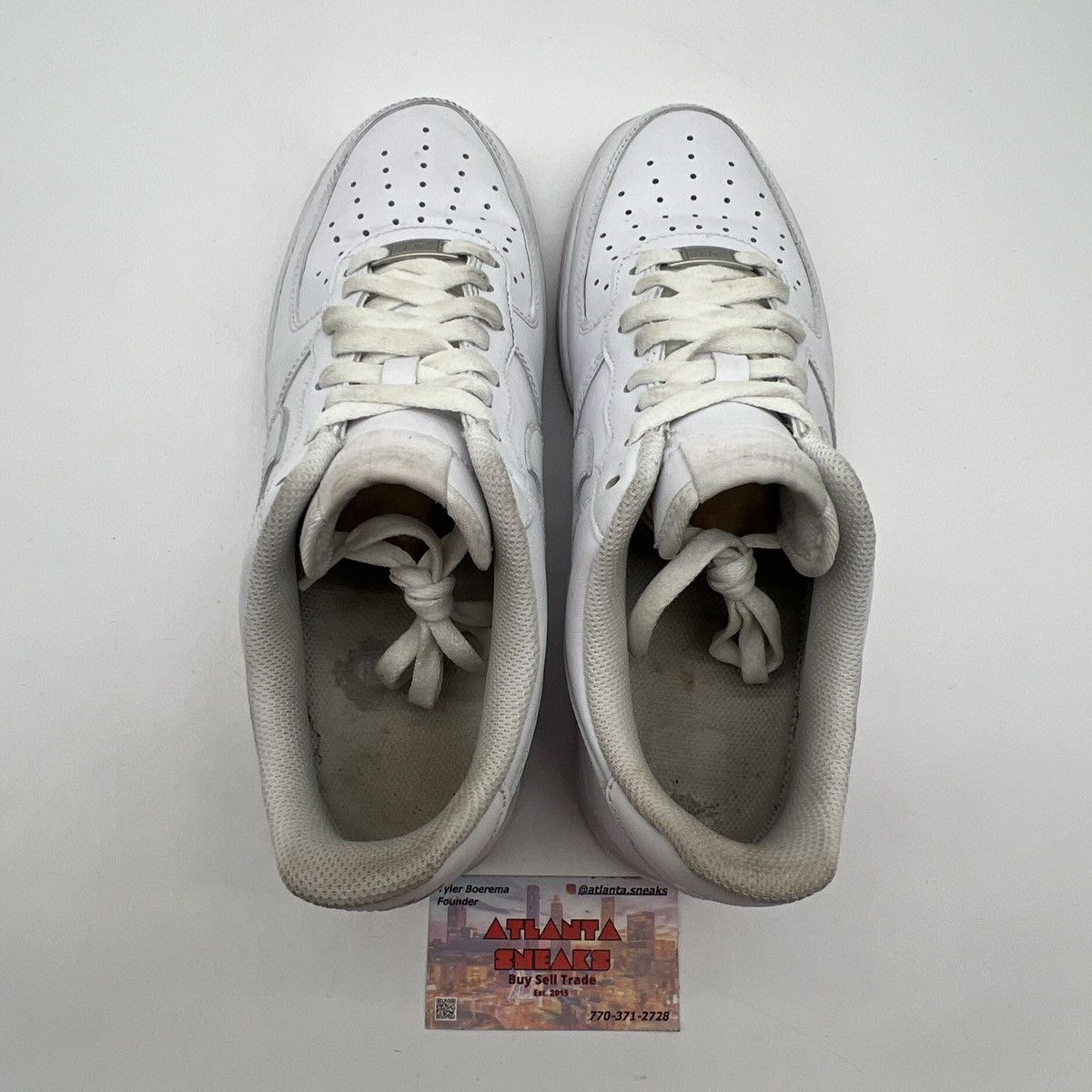 Nike Wmns Air Force 1 07 triple white Size US 10.5 / EU 43-44 - 6 Thumbnail