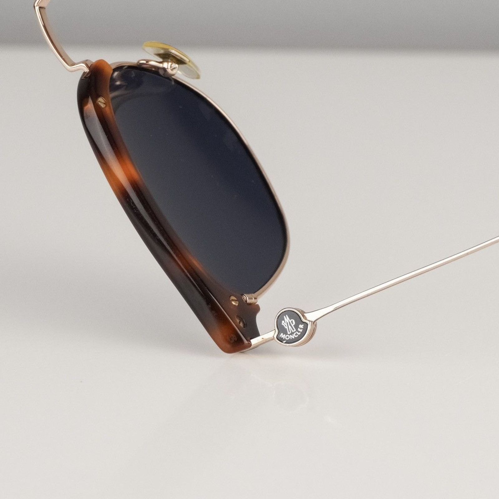 Moncler Moncler gold logo aviator sunglasses Size ONE SIZE - 6 Thumbnail