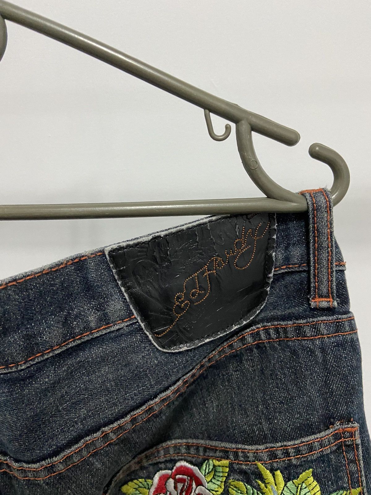 Ed Hardy × Vintage Ed Hardy shorts Vintage pocket skull 💀 roses 🌹 logo Size US 32 / EU 48 - 6 Thumbnail
