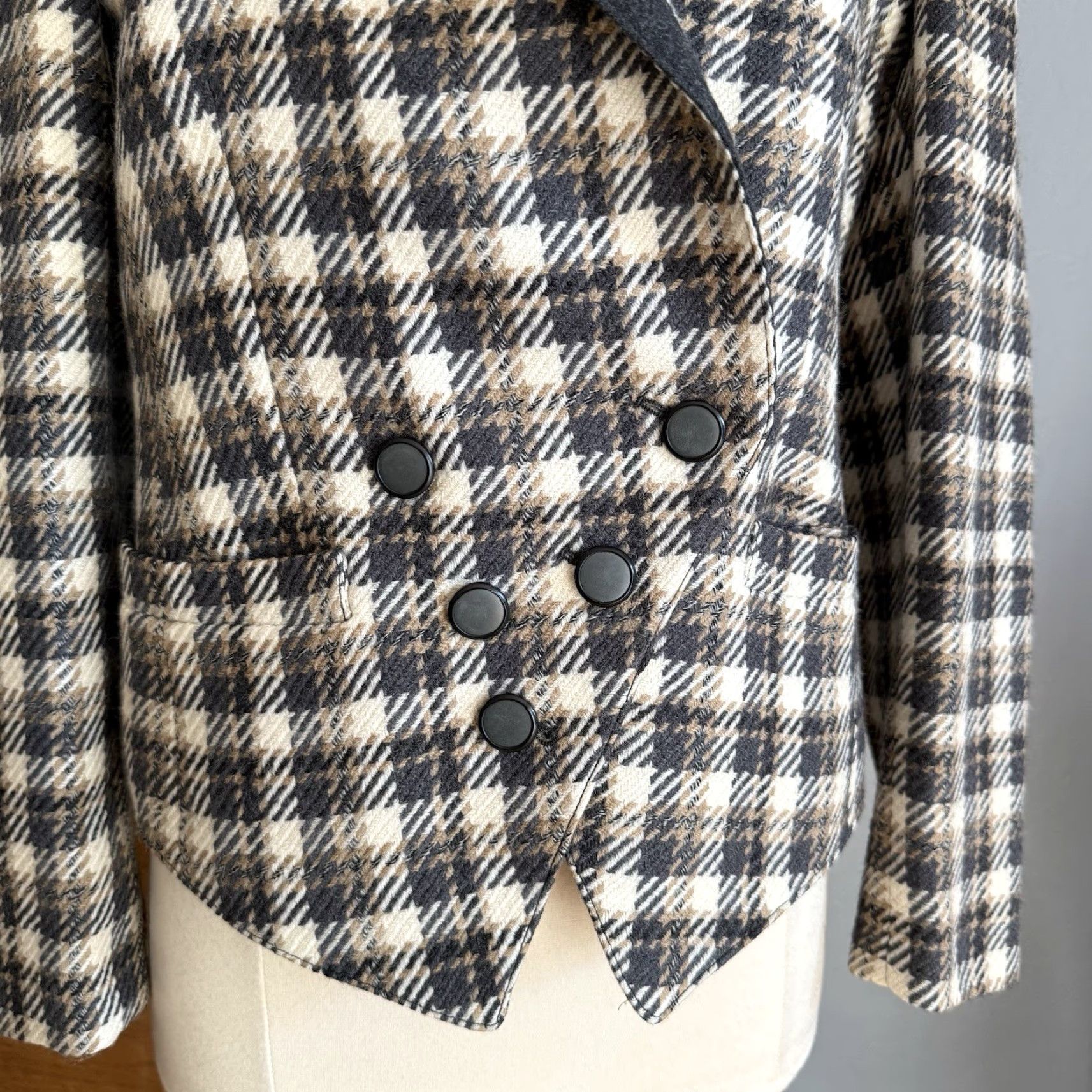 Louis Feraud VINTAGE Louis Féraud Blazer Jacket Wool Double-Breasted Plaid Check Womens Size 8 Size M / US 6-8 / IT 42-44 - 3 Thumbnail
