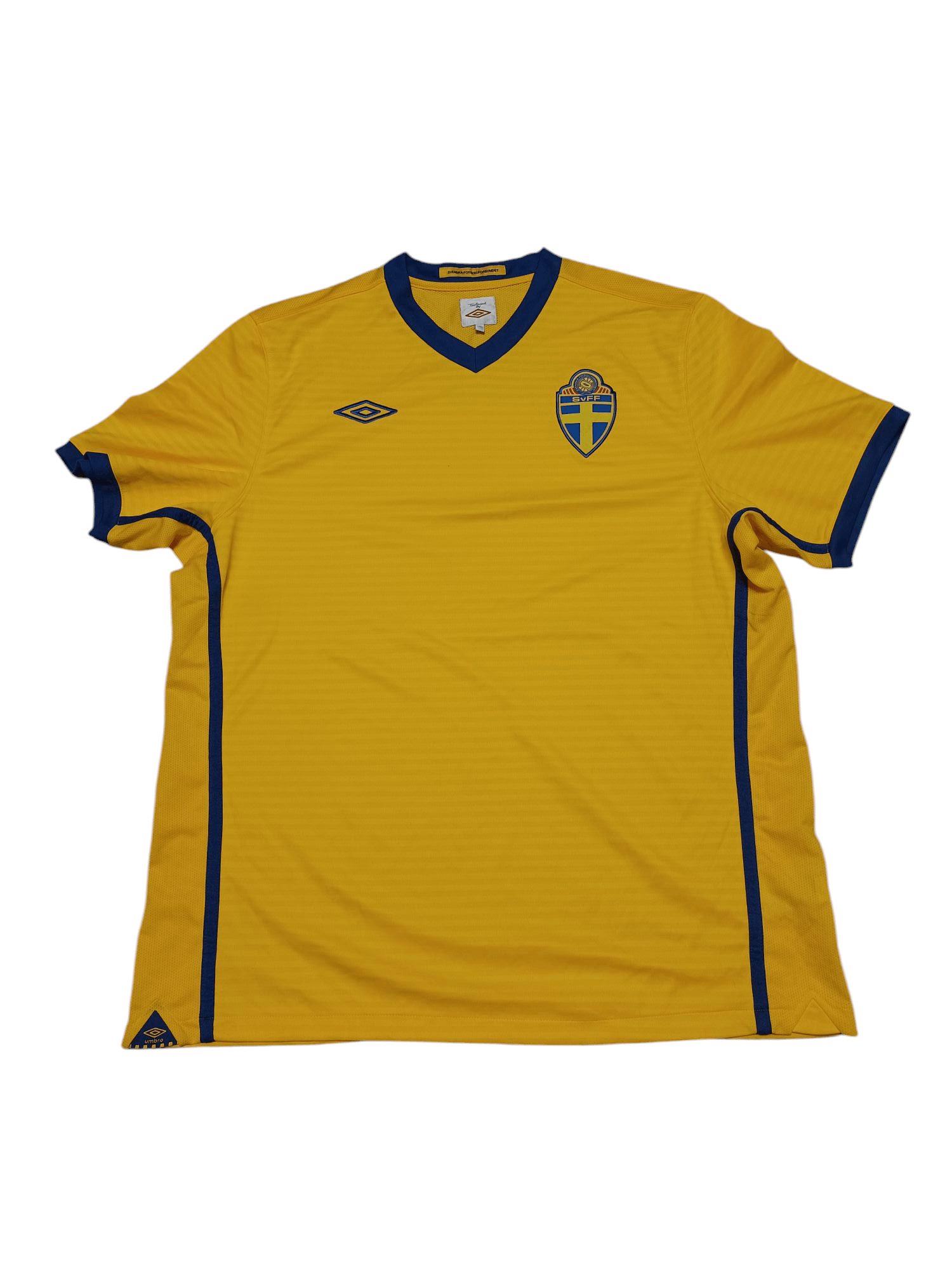 Umbro SWEDEN UMBRO SOCCER FOOTBALL 2010/2011 VINTAGE JERSEY Size US XL / EU 56 / 4 - 1 Thumbnail