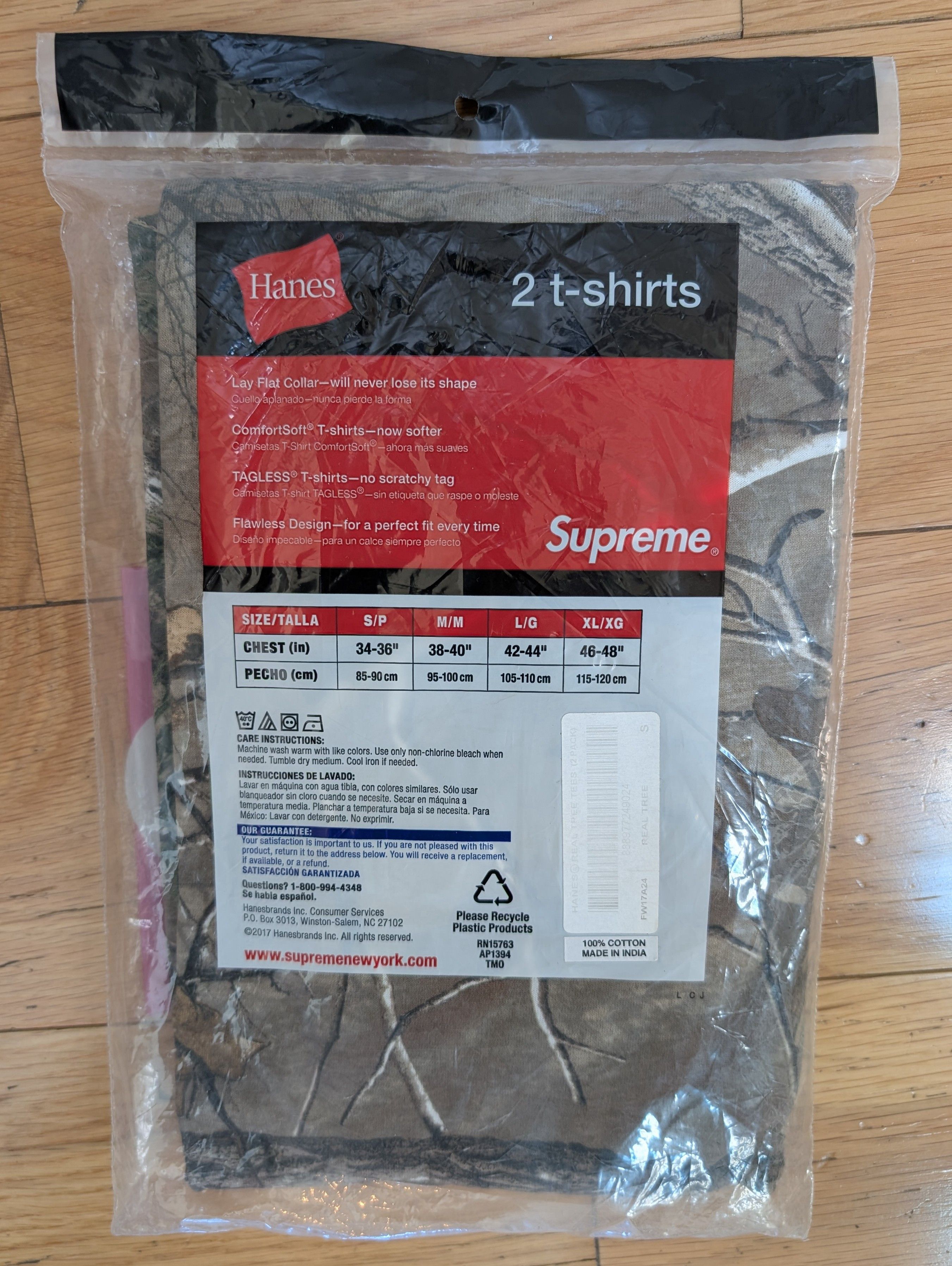 Supreme Hanes Realtree Tagless Tees (2 Pack) Size US S / EU 44-46 / 1 - 2 Thumbnail
