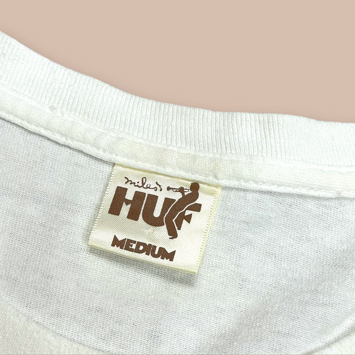 Huf HUF x Miles Davis "Directions" White Tee Size US M / EU 48-50 / 2 - 8 Thumbnail