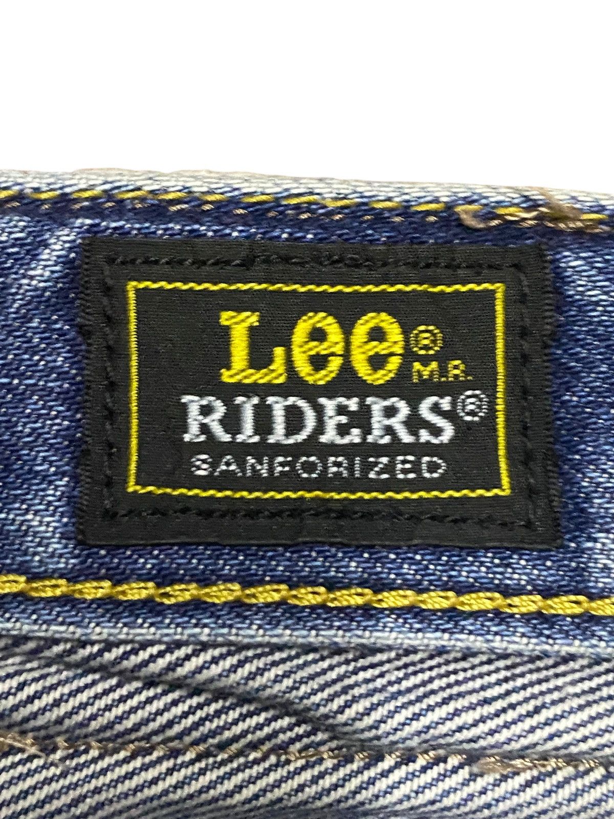 Issey Miyake × Lee Vintage Lee Riders Faded Wash Distressed Flare Jeans Size US 32 / EU 48 - 11 Thumbnail