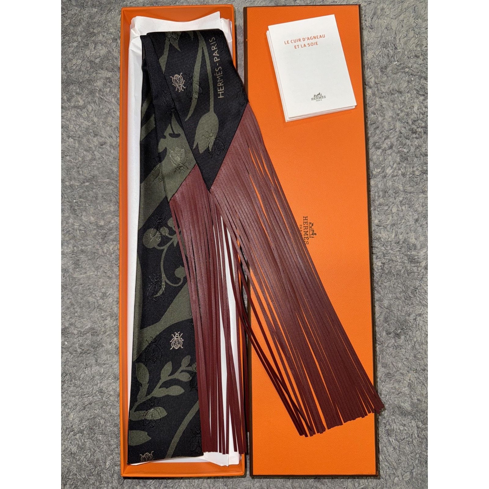 Hermes Hermes Scarf Twilly Leather Bouquet Black Loden Rouge H Size ONE SIZE - 5 Thumbnail
