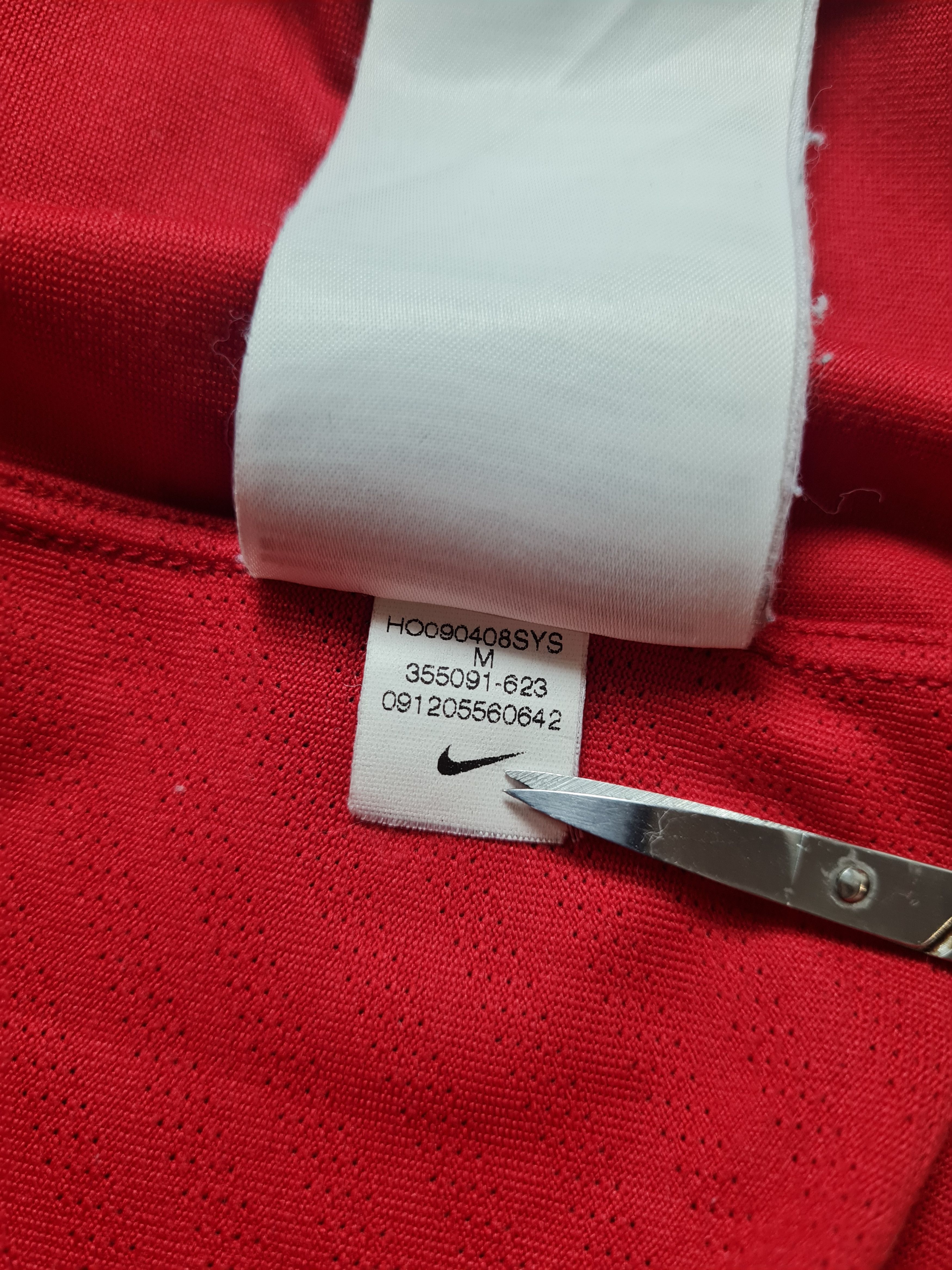 Nike MANCHESTER UNITED 2009/2010 NIKE HOME FOOTBALL SHIRT #7 OWEN Size US M / EU 48-50 / 2 - 12 Thumbnail