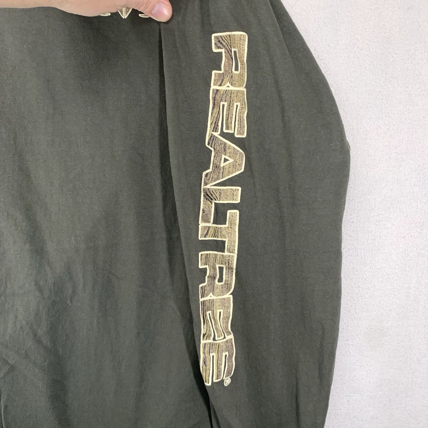 Realtree Realtree Edge Men's T-Shirt 2XL Crew Neck Long Sleeve Olive Green Cotton Outdoor Fishing Logo Size US XXL / EU 58 / 5 - 7 Thumbnail