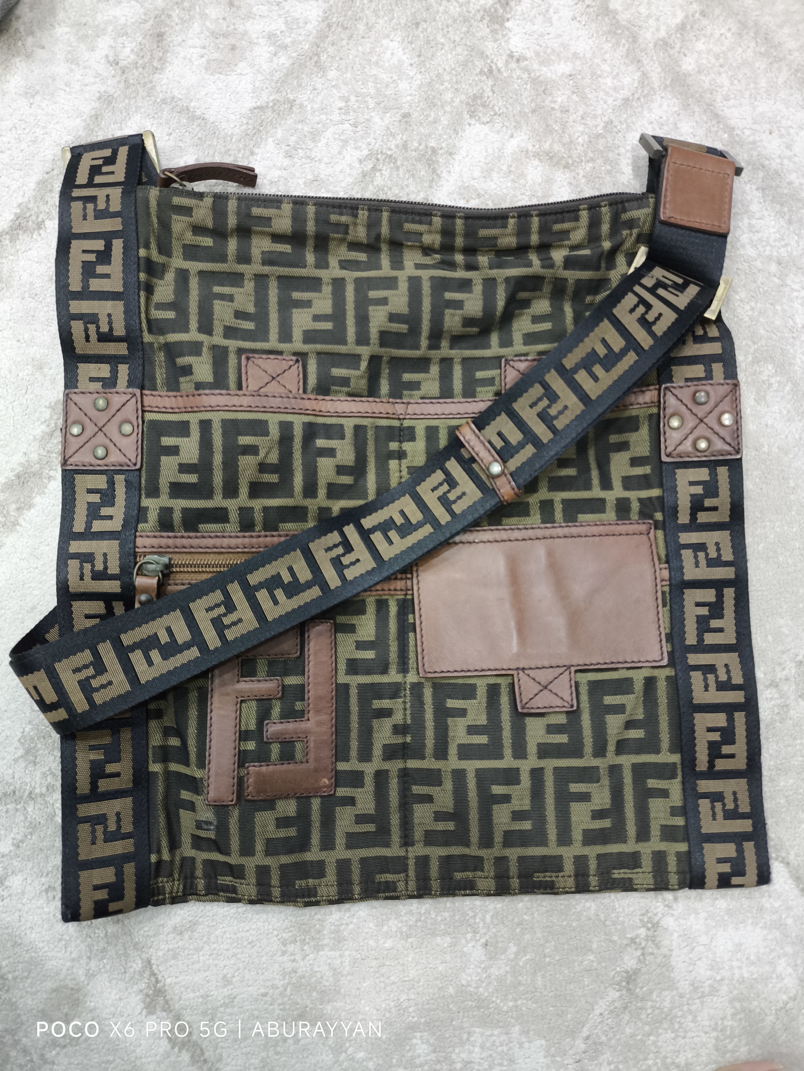 Fendi Fendi Brown Zucca Canvas Flat Messenger Bag Size ONE SIZE - 1 Thumbnail
