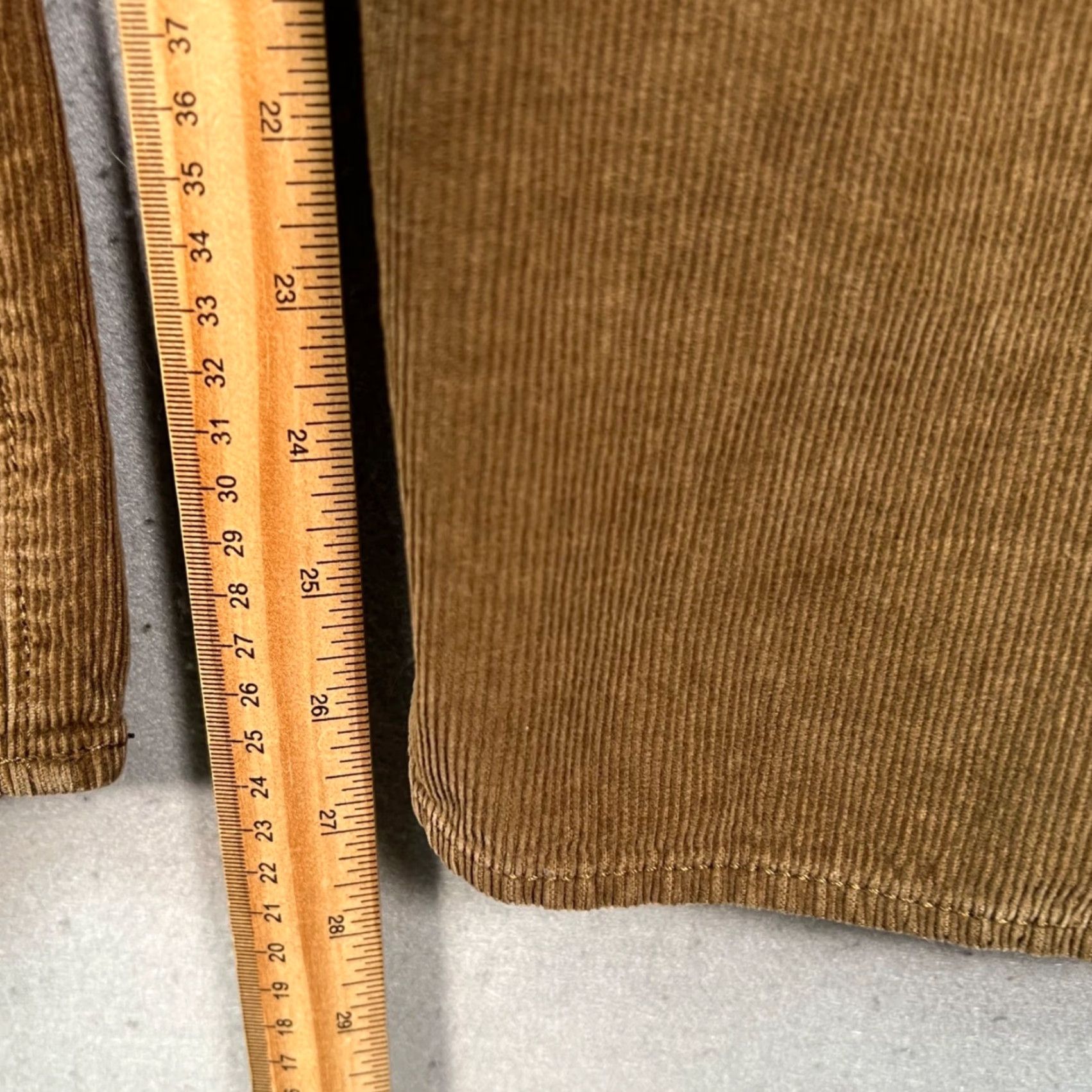 J.Crew J.CREW Slim Straight Corduroy Pants Brown 100% Cotton Mens 33 x 28 Vintage Front Flat Front 5-Pocket Chino Size US 33 - 7 Thumbnail