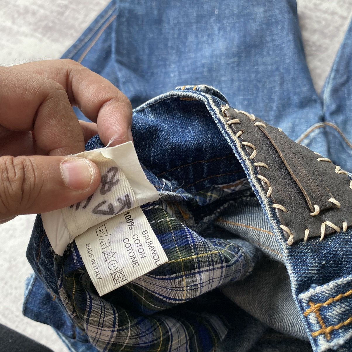 Designer × Ermanno Scervino Ermanno Scervino Distressed Jeans Size US 30 / EU 46 - 16 Thumbnail