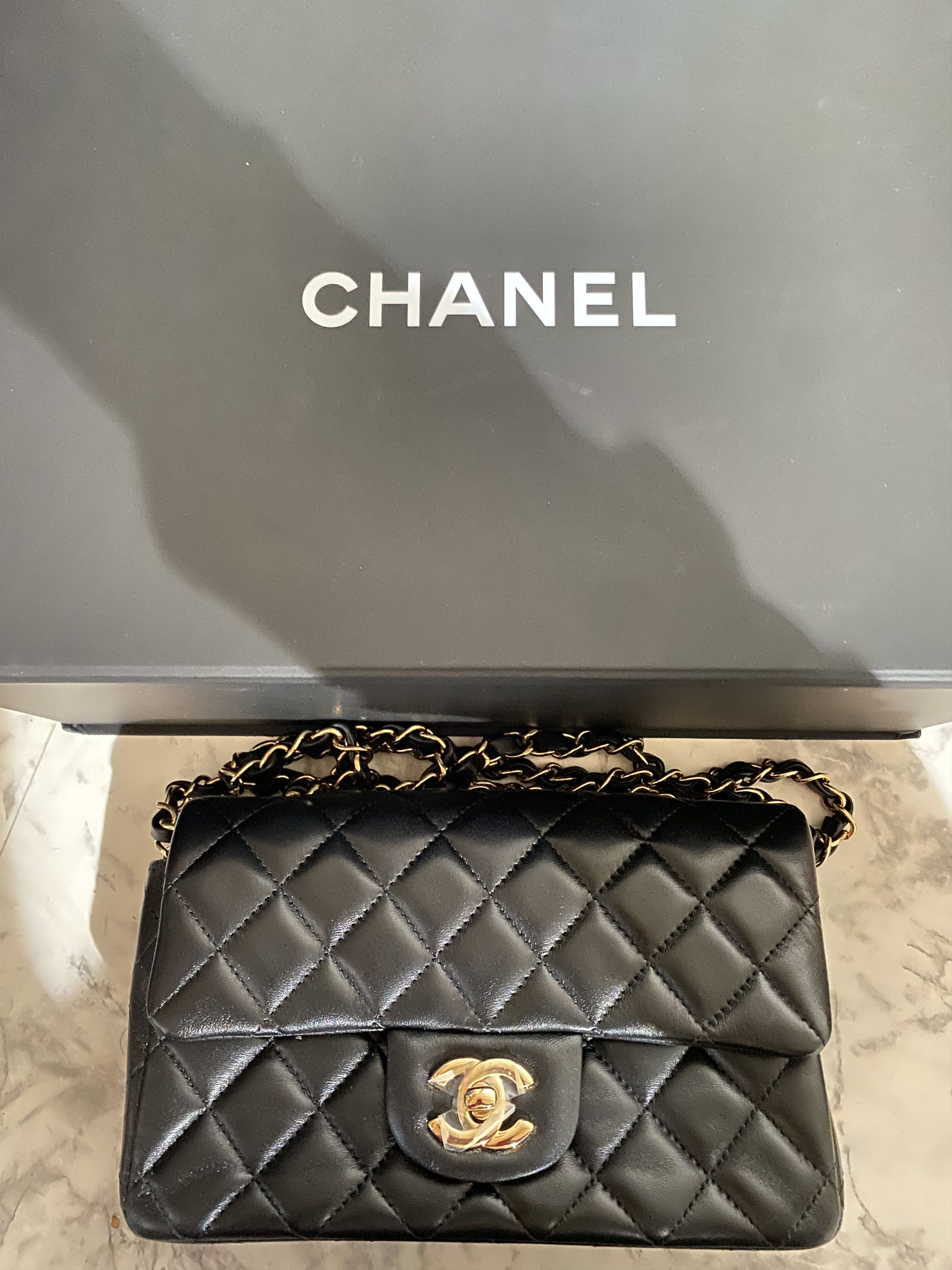 Chanel Chanel Classic Flap Lambskin Gold Hardware Small Size ONE SIZE - 1 Thumbnail