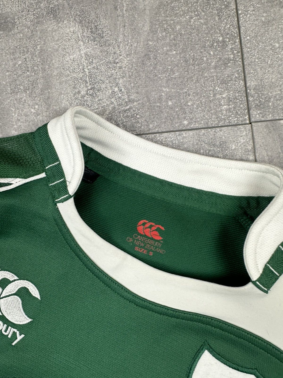 Canterbury of New Zealand Canterbury Of New Zealand Ireland Rugby Jersey 2007/08 Size US S / EU 44-46 / 1 - 8 Thumbnail