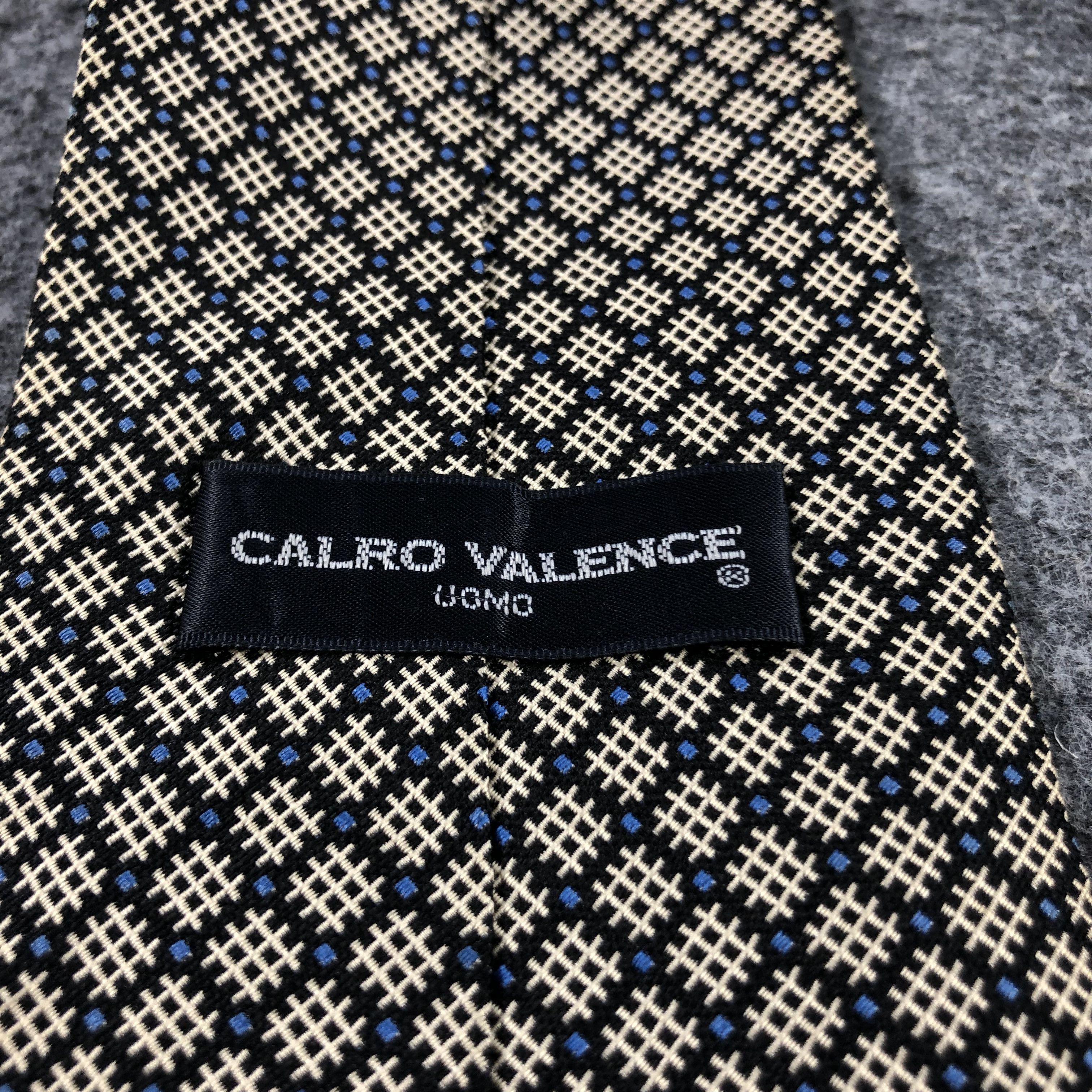 Vintage Carlo Valence Silk Neck Ties Bowtie Cravat T44 Size ONE SIZE - 3 Thumbnail