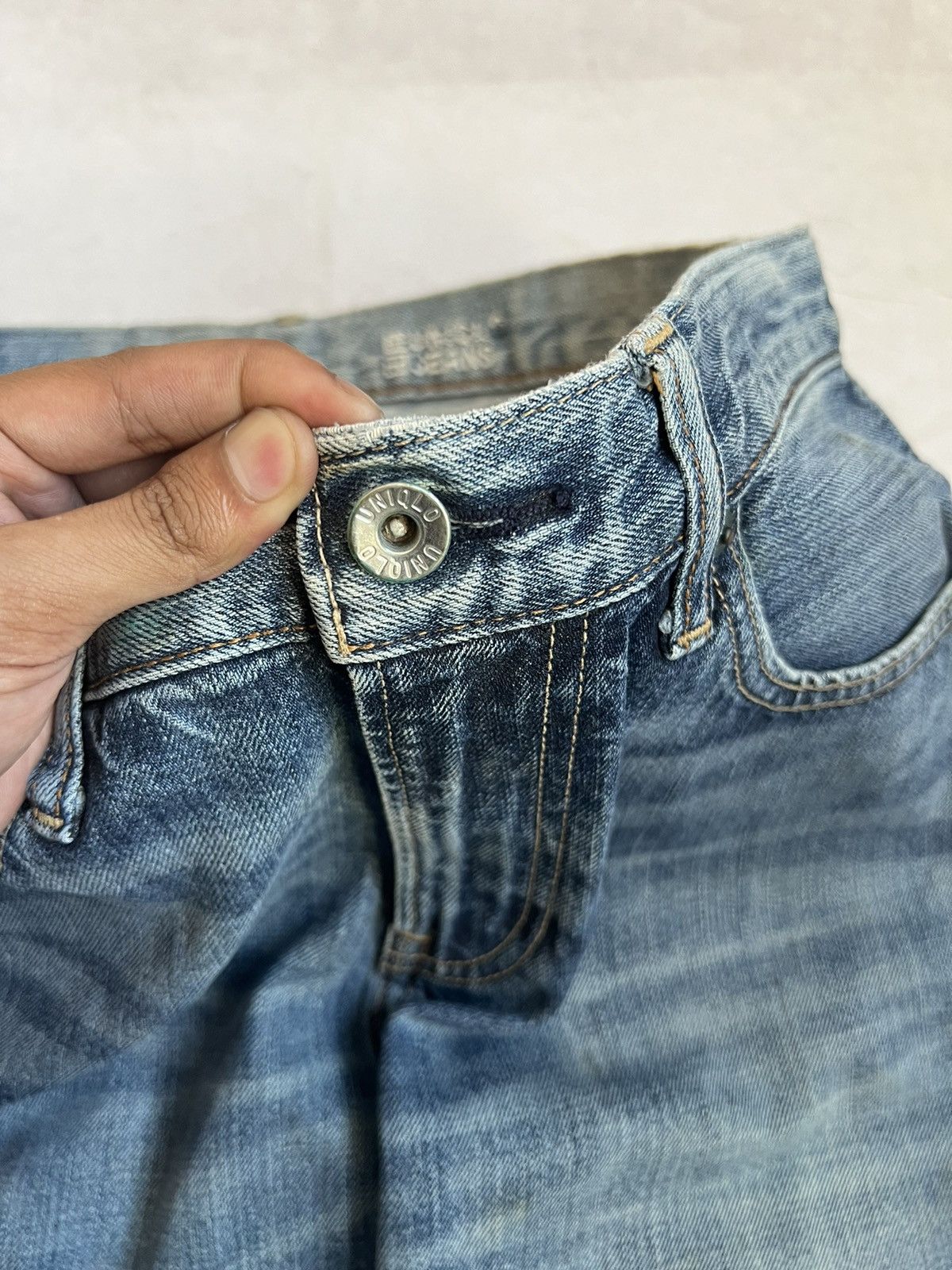 Uniqlo Uniqlo Selvedge Regular Fit Distressed Denim Size US 30 / EU 46 - 8 Thumbnail