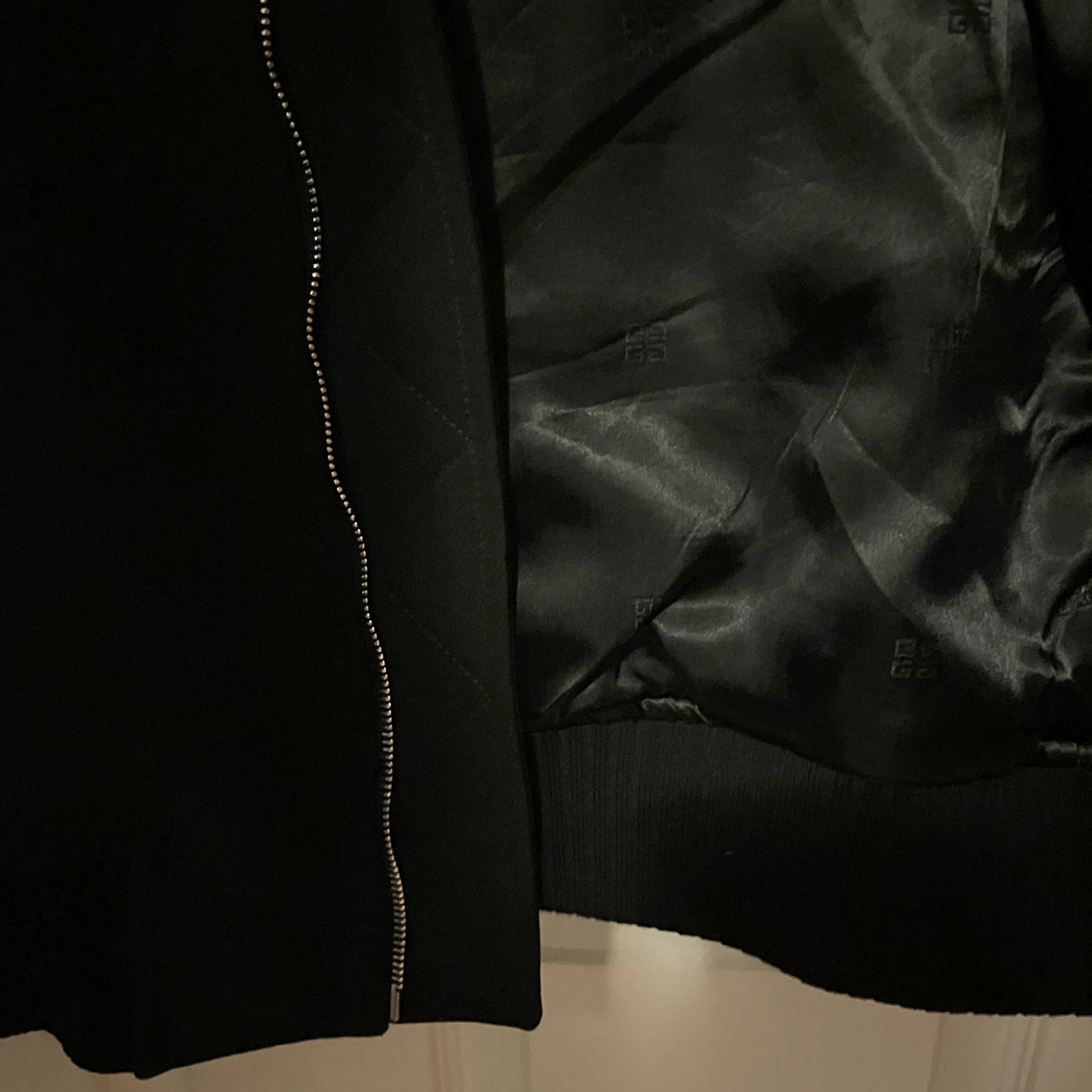 Givenchy GIVENCHY Black 4G Logo Virgin Wool Bomber Jacket Men L 50 Size US M / EU 48-50 / 2 - 18 Thumbnail
