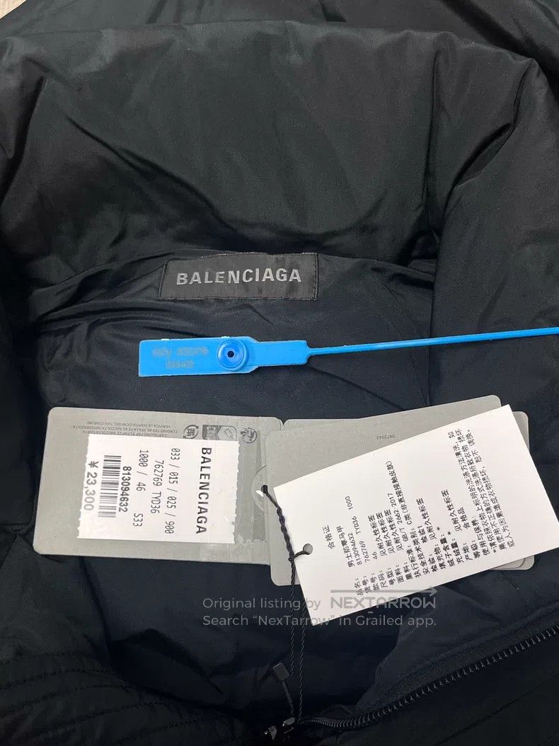Balenciaga Balenciaga Solid Color Logo Printed Stand Collar Vest Size US S / EU 44-46 / 1 - 5 Thumbnail