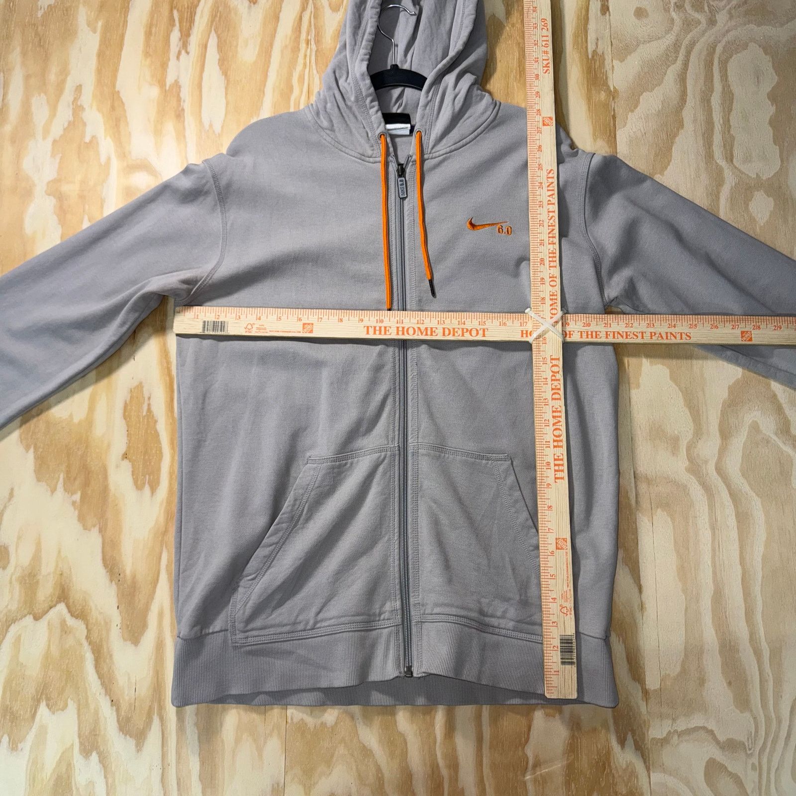 Nike Vintage Y2K Nike 2000s skate embroidered 6.0 zip up hoodie Size US XL / EU 56 / 4 - 4 Thumbnail