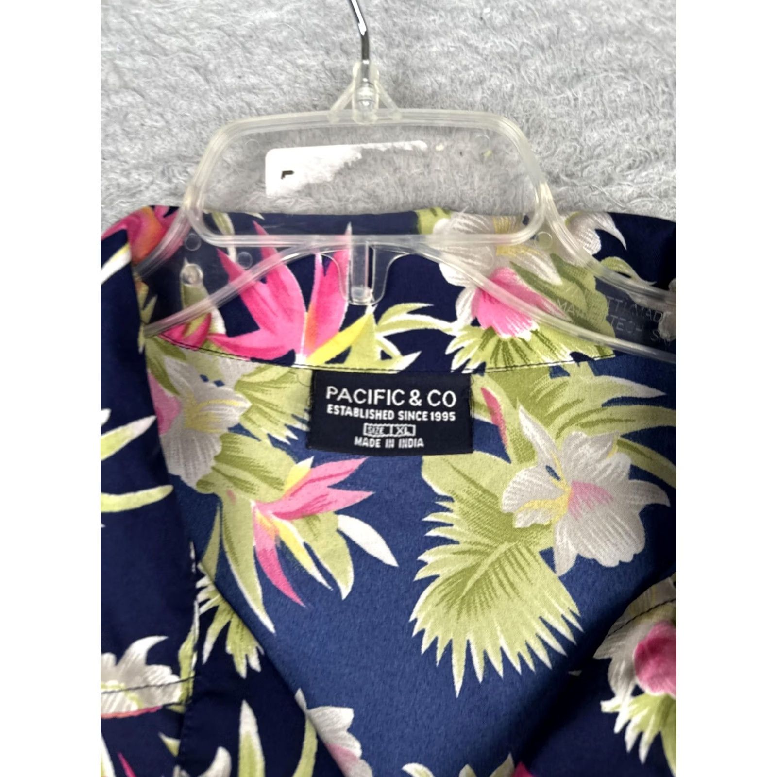CO Pacific & Co Shirt Mens 2XL Multicolor Short Sleeve Hawaiian Floral Button Up Size US XXL / EU 58 / 5 - 7 Thumbnail