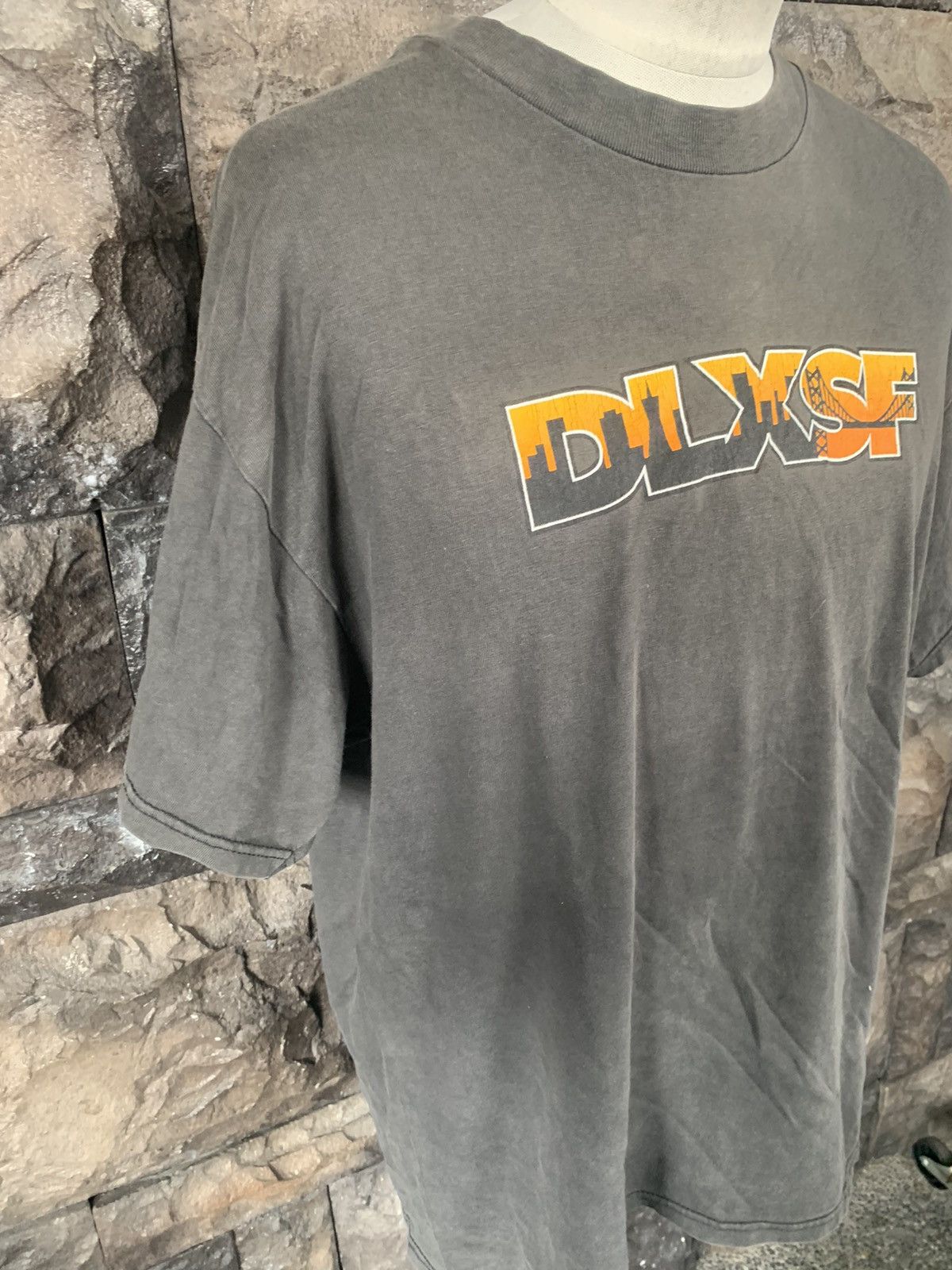 Vintage Vintage DLXSF Skateboards T shirt Size US XL / EU 56 / 4 - 4 Thumbnail