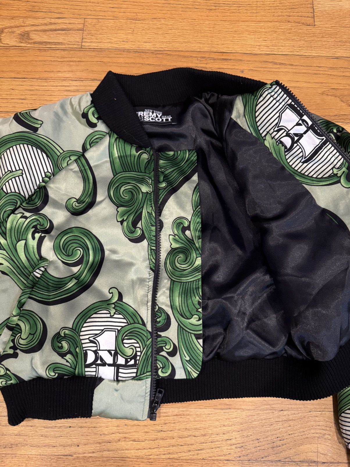 Jeremy Scott Jeremy Scott Beverly Hills “Oplulence” F/W 2008 SZ med m Size M / US 6-8 / IT 42-44 - 4 Thumbnail