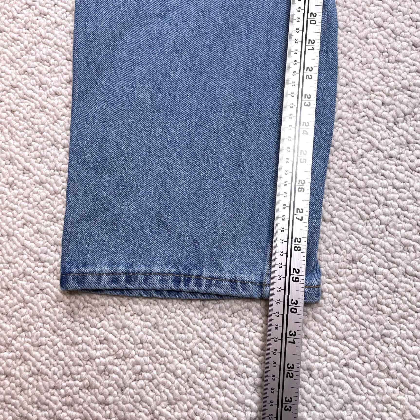 Levi's Levi's 550 Jeans Mens 42x30 Blue Denim Medium Wash Relaxed Straight Levi's 550 Jeans Mens 42x30 Blue Denim Medium Wash Relaxed Straight Fit Size US 42 / EU 58 - 3 Thumbnail