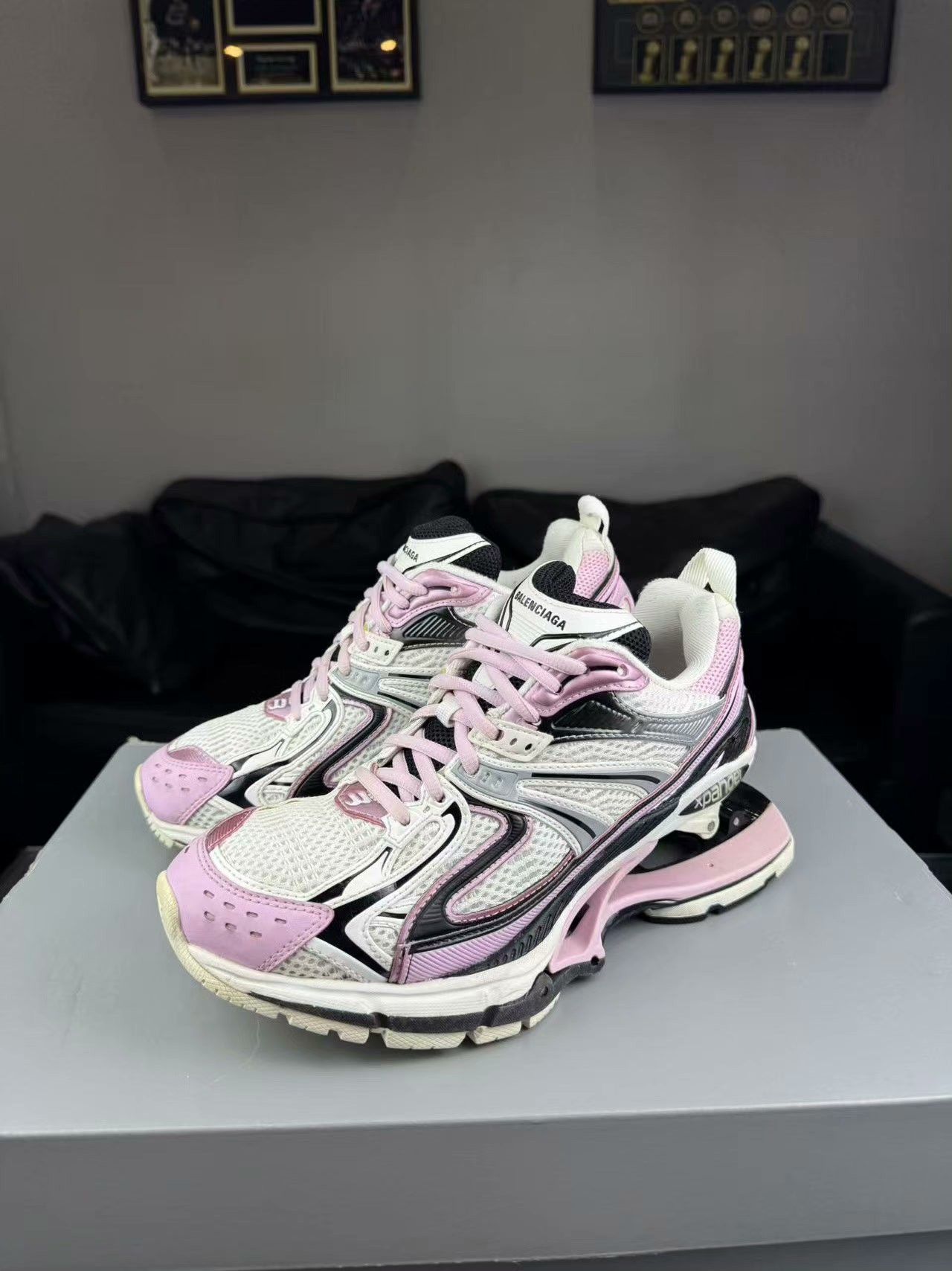 Balenciaga Balenciaga Pink Lowtop Sneakers us_6-5 Women Size US 6.5 / IT 36.5 - 1 Thumbnail