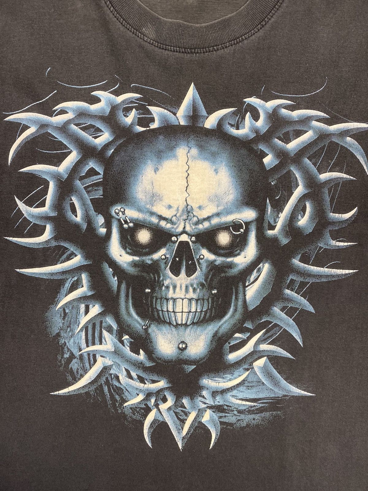 Vintage Vintage Rock y2k Skull Tatty Ed Hardy Style Faded Tee Size US L / EU 52-54 / 3 - 11 Thumbnail