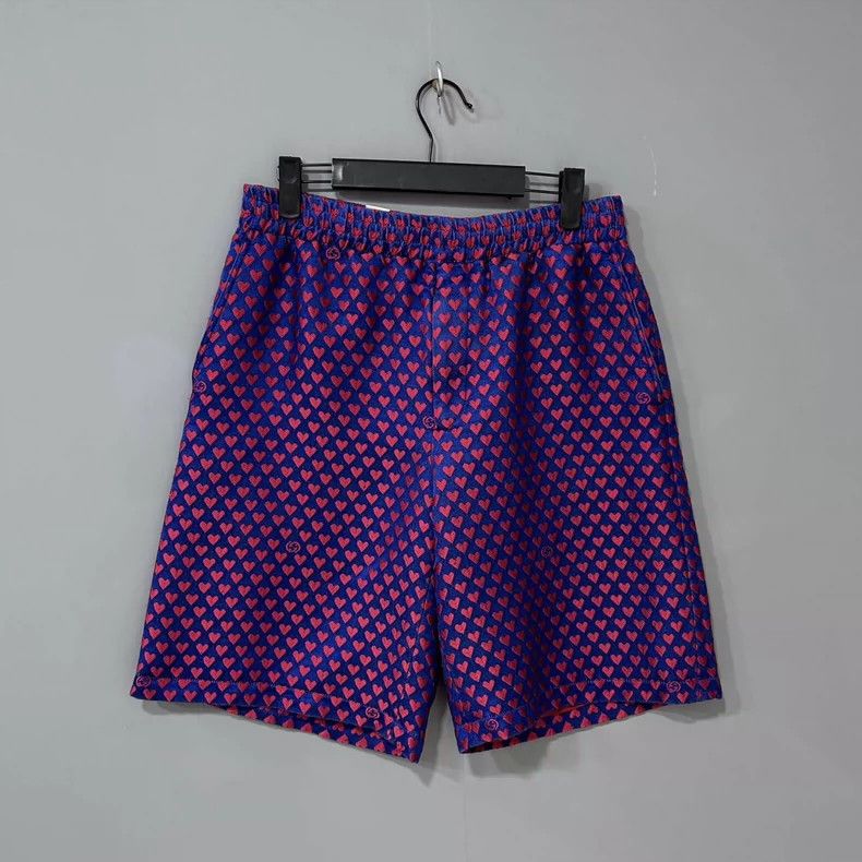 Gucci Gucci Love full-print logo shorts 2502-Nextarrow Size US 30 / EU 46 - 1 Thumbnail