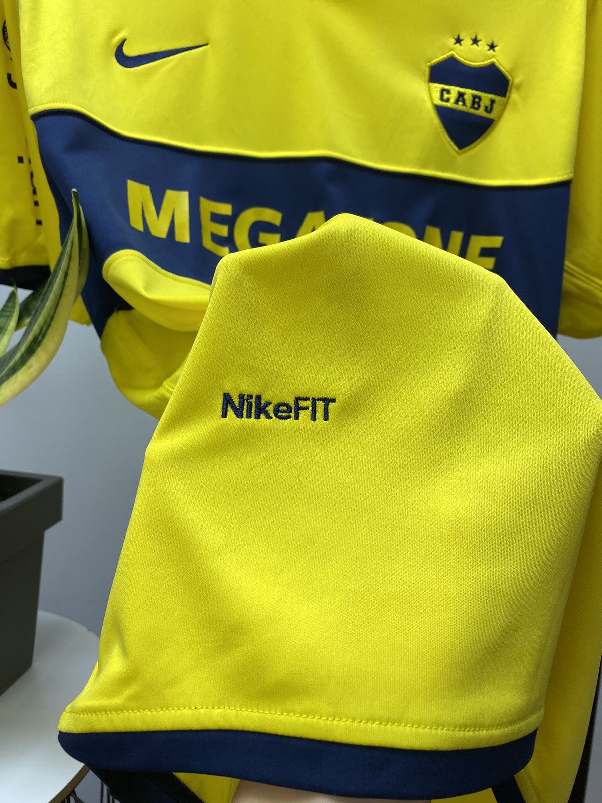 Japanese Brand Boca Juniors 2008 #10 Riquelme Argentina Nike Soccer Jersey Size US M / EU 48-50 / 2 - 7 Thumbnail