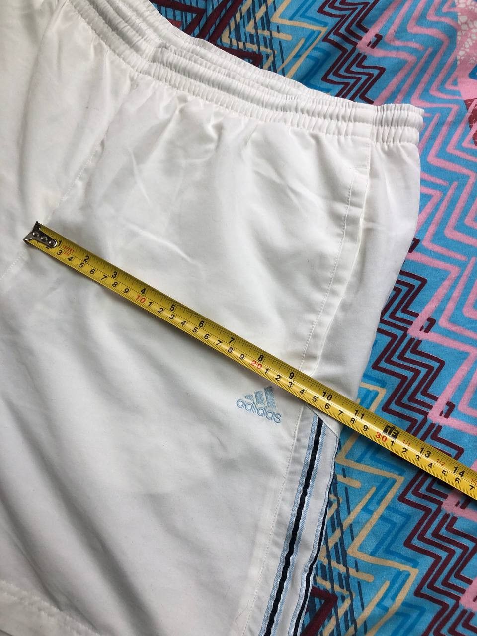 Adidas streetwear shorts white logo Adidas Vintage crazy Y2K Size US 36 / EU 52 - 12 Thumbnail
