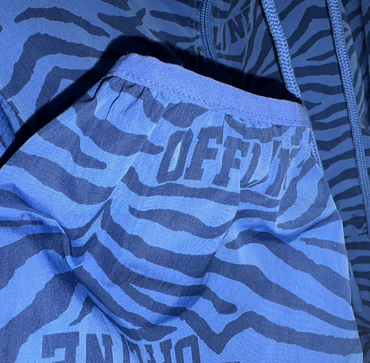 Other Offline X Aerie Nylon Logo Contemporary Crop Jacket Size XL / US 12-14 / IT 48-50 - 14 Thumbnail