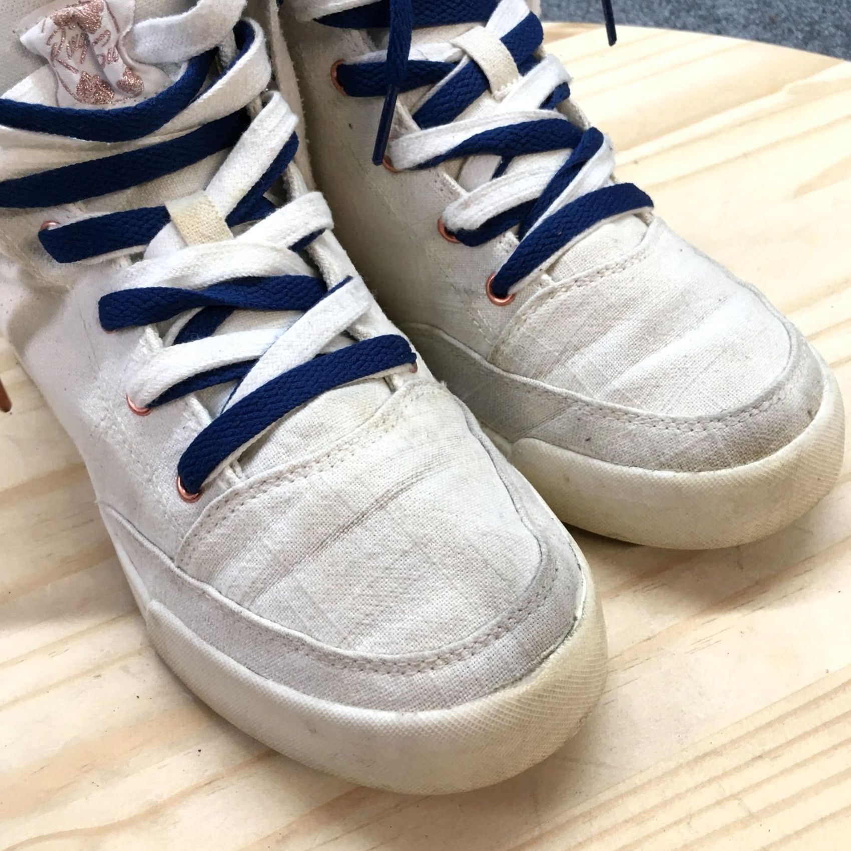 Vintage ROXY Camy U High Top Lace Up Sneakers White Fabric Womens 8 Shoe Sneakers Casual Walking ARJS600494 Size M / US 6-8 / IT 42-44 - 5 Thumbnail