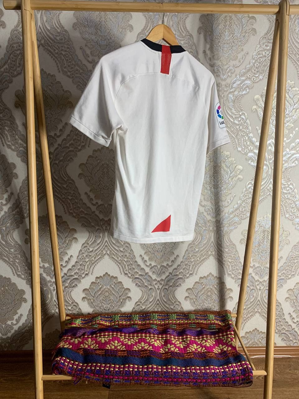 Nike Vintage Nike FC Sevilla Spain Retro Soccer Jersey Y2K 90s Size US M / EU 48-50 / 2 - 10 Thumbnail