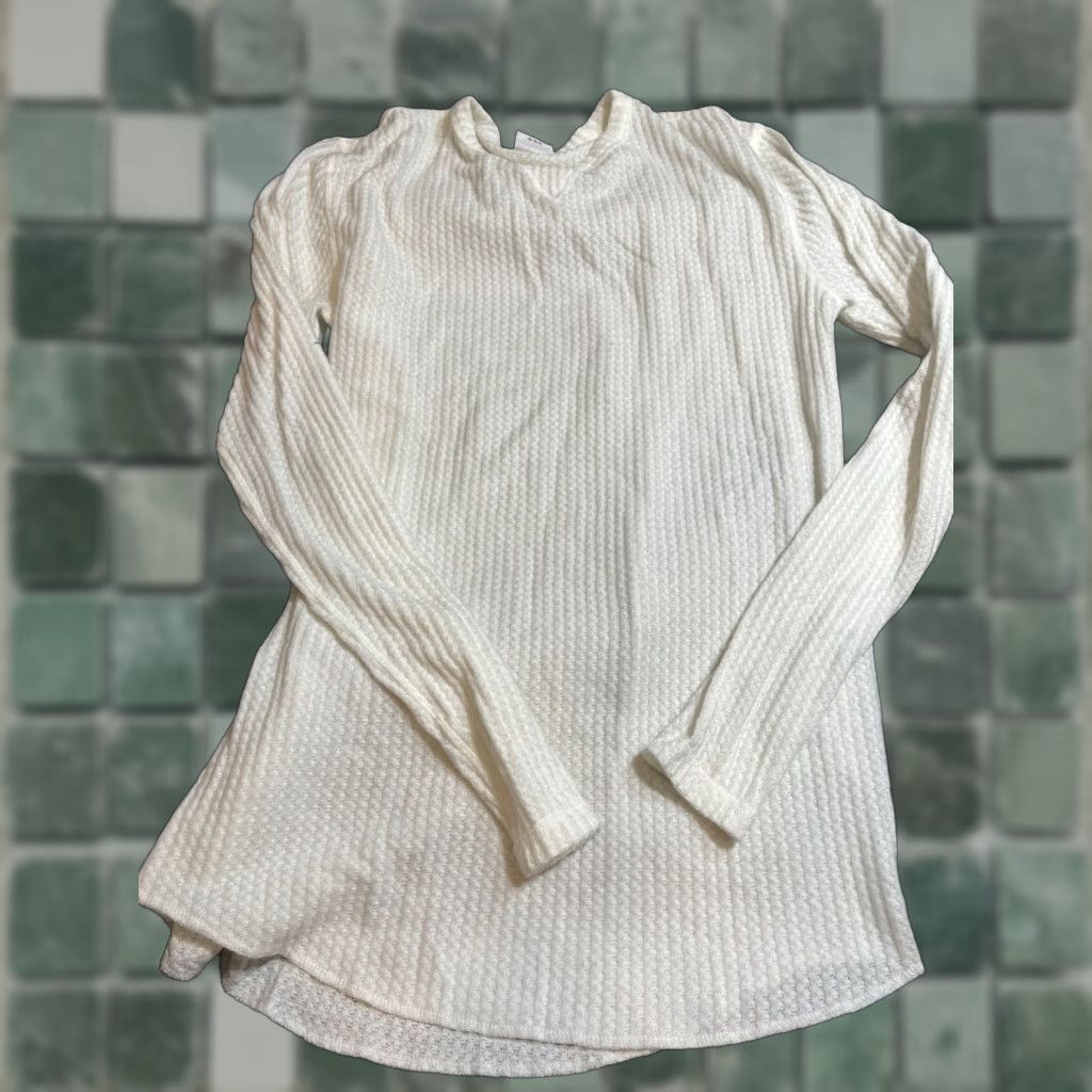 Urban Outfitters Urban Outfitters Blouse Shirt Womens S Small White Long Sleeve Pullover Solid Blouse Women S White Long Sleeve Urban Outfitters Top Size S / US 4 / IT 40 - 1 Thumbnail