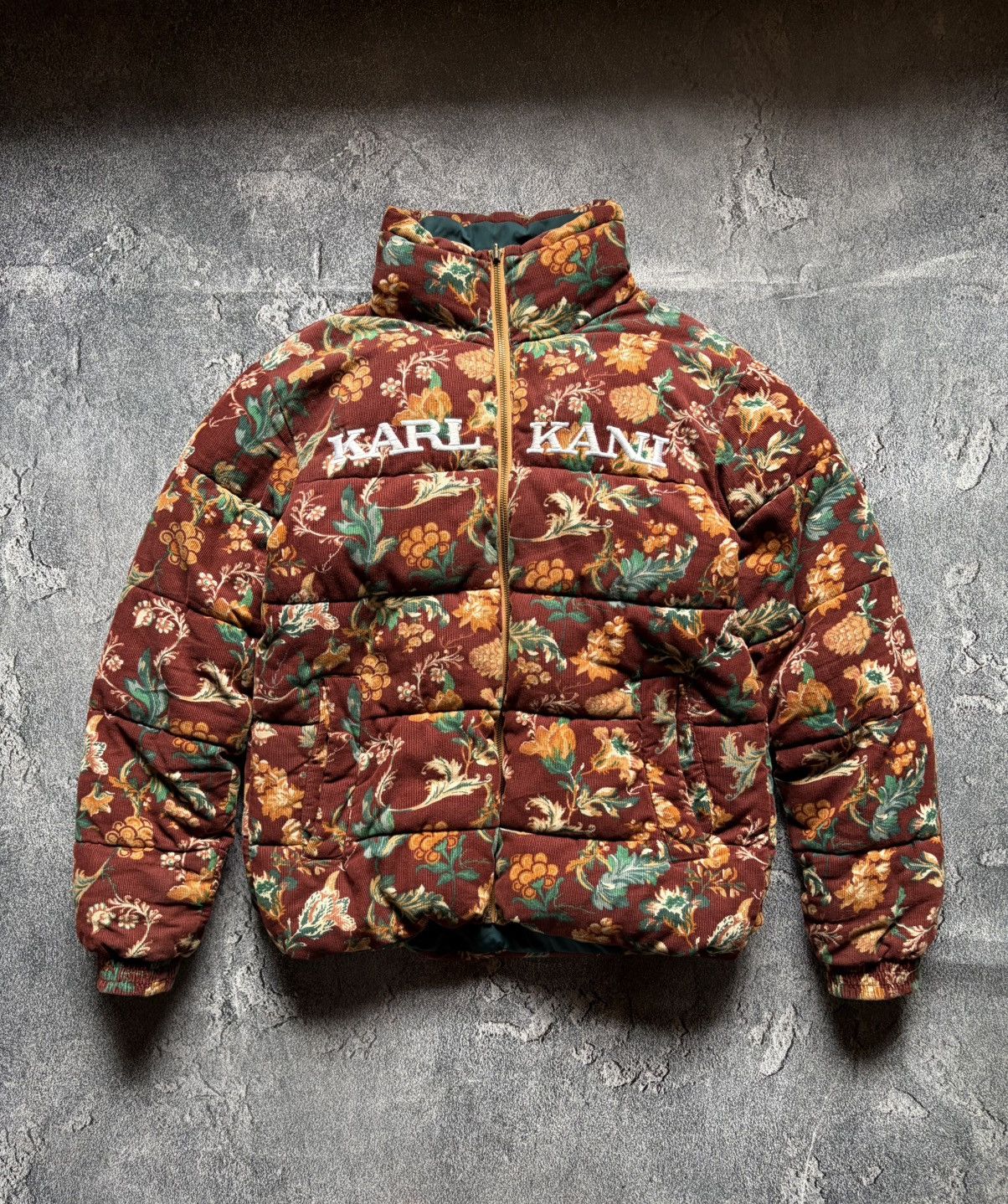 Karl Kani Karl Kani Reversible Corduroy Puffer Jacket Rare Hype Print Size US S / EU 44-46 / 1 - 1 Thumbnail