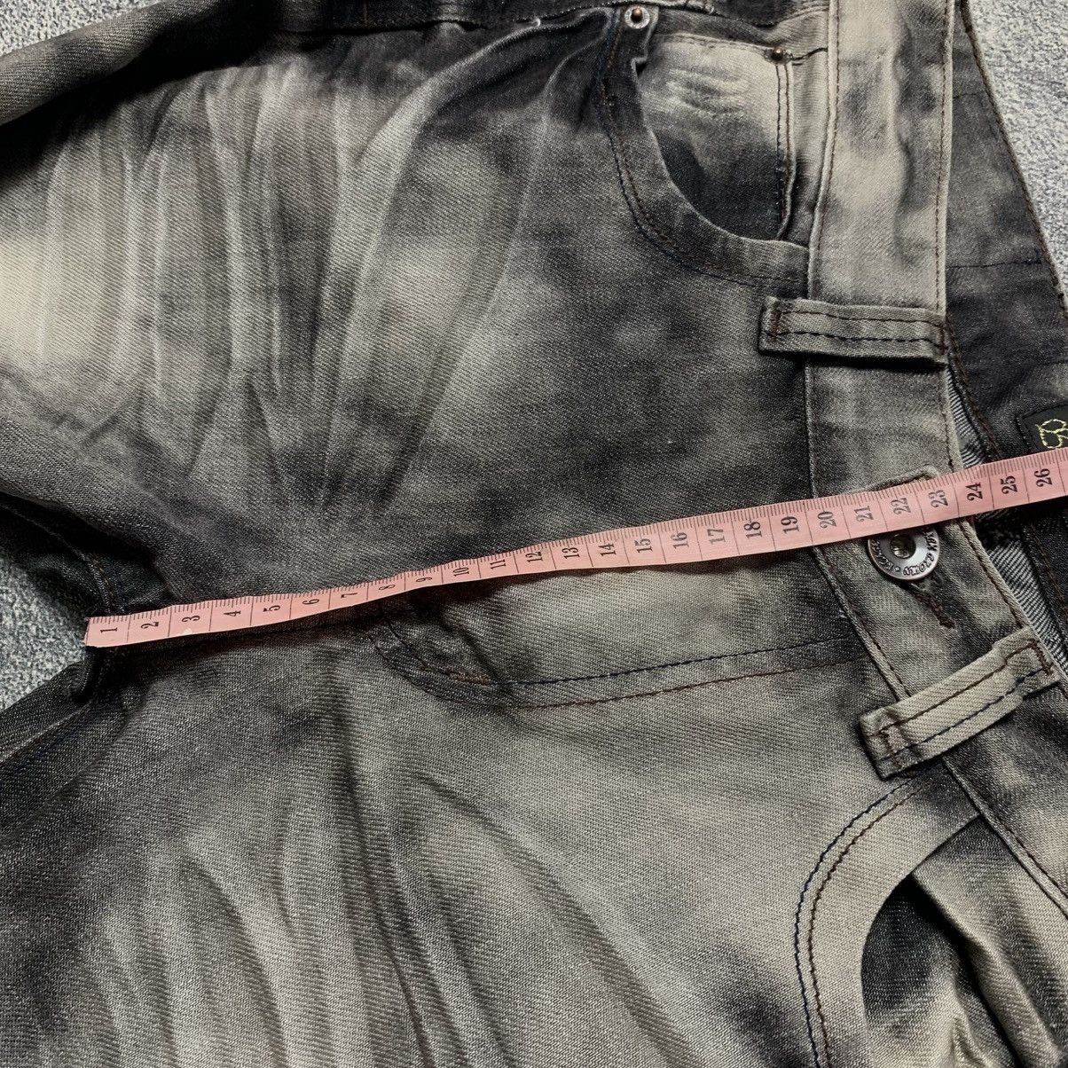 Japanese Brand Black Crown Contras Distressed Fade But Cut Jeans Size US 28 / EU 44 - 15 Thumbnail